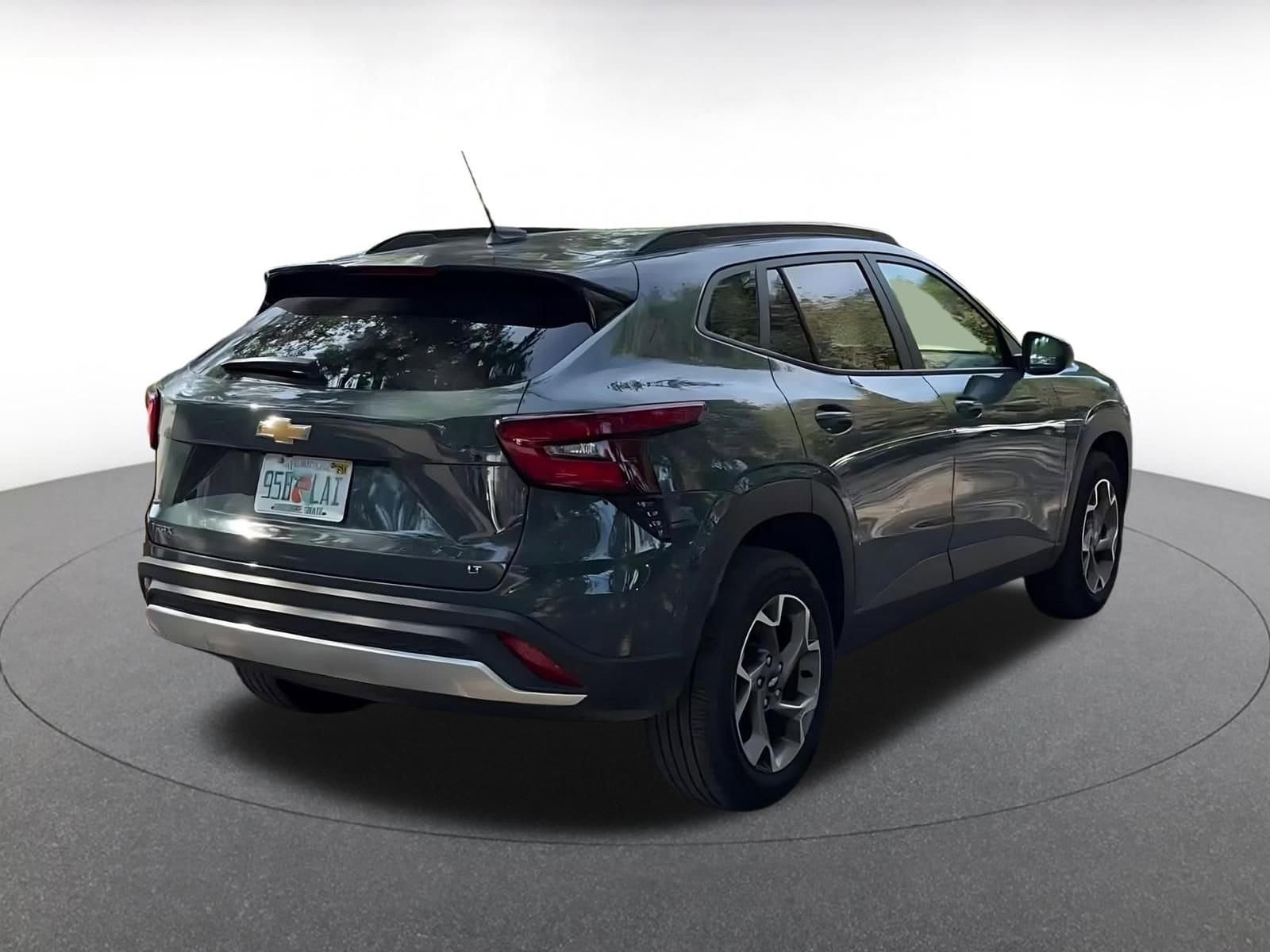 Thumbnail: 2025 Chevrolet Trax - 14