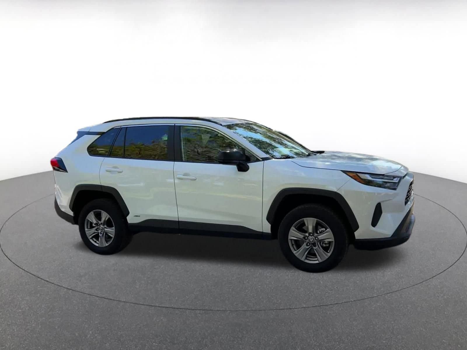 Thumbnail: 2025 Toyota RAV4 - 2