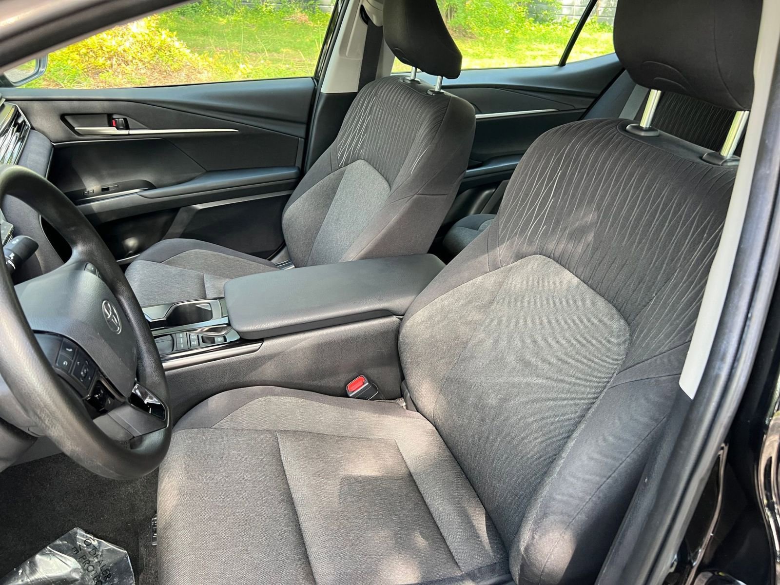 Thumbnail: 2025 Toyota Camry - 30