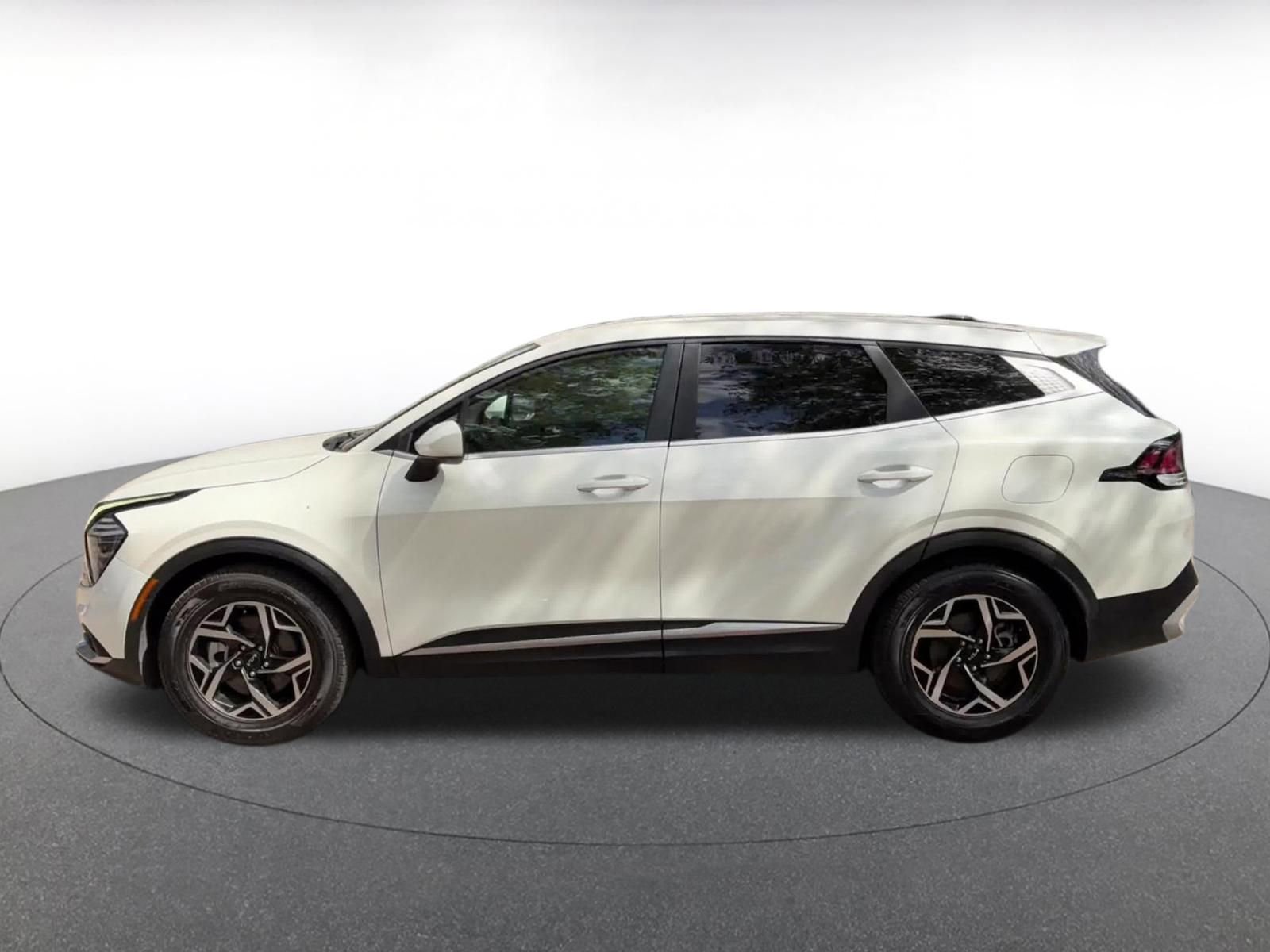 Thumbnail: 2024 Kia Sportage - 9