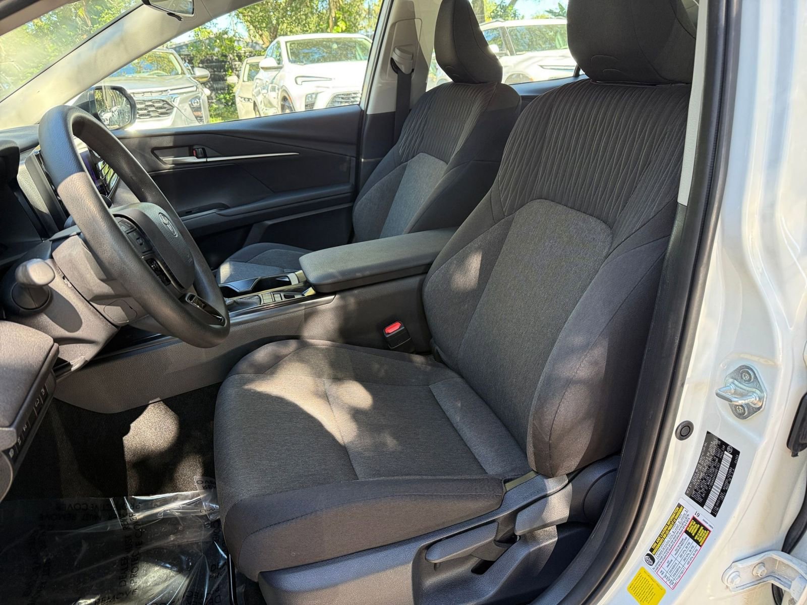 Thumbnail: 2025 Toyota Camry - 30