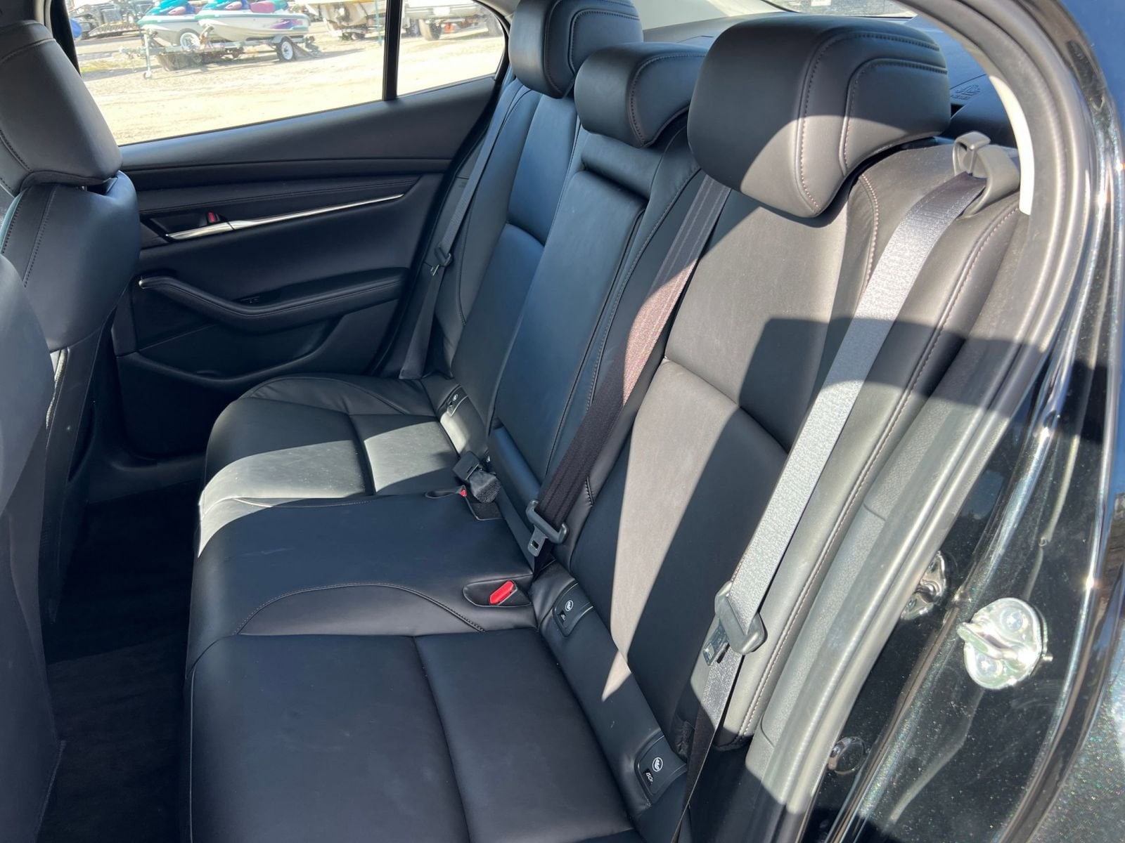 Thumbnail: 2025 Mazda Mazda3 - 32