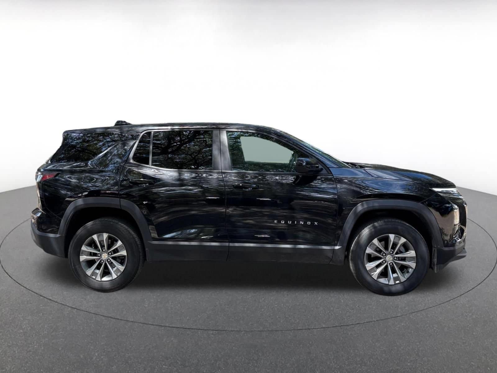 Thumbnail: 2025 Chevrolet Equinox - 8