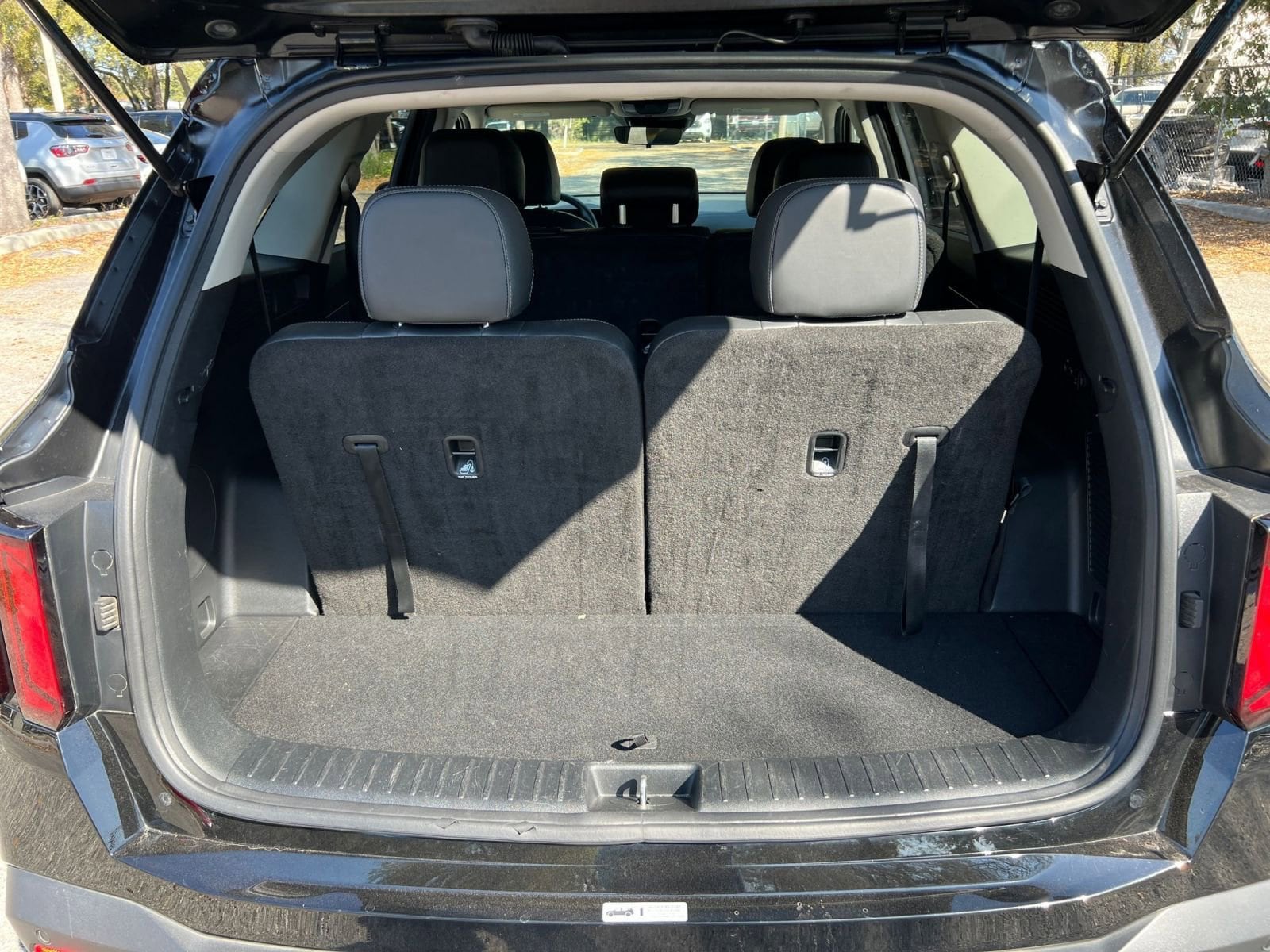 Thumbnail: 2024 Kia Sorento - 29