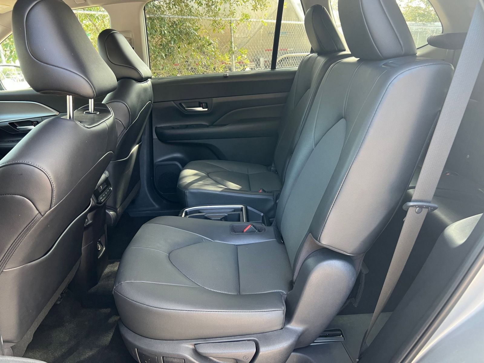 Thumbnail: 2025 Toyota Grand Highlander - 34