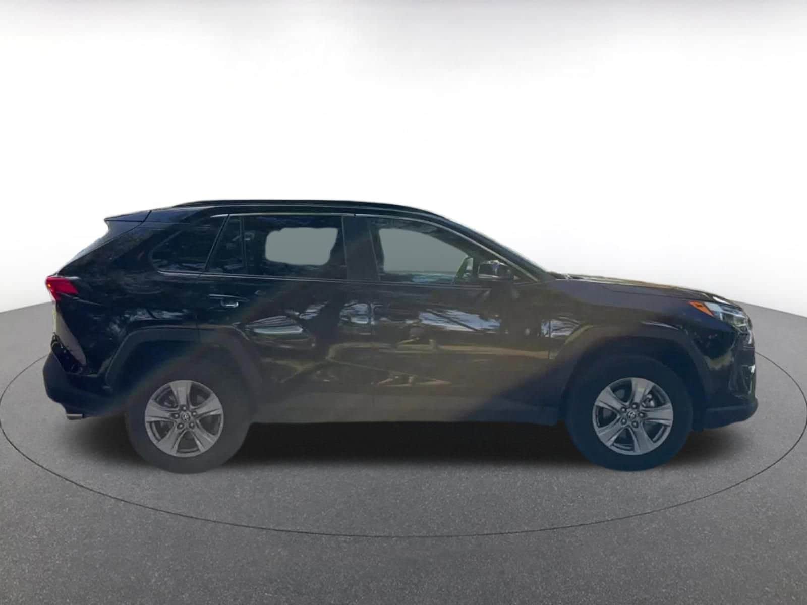 Thumbnail: 2025 Toyota RAV4 - 16