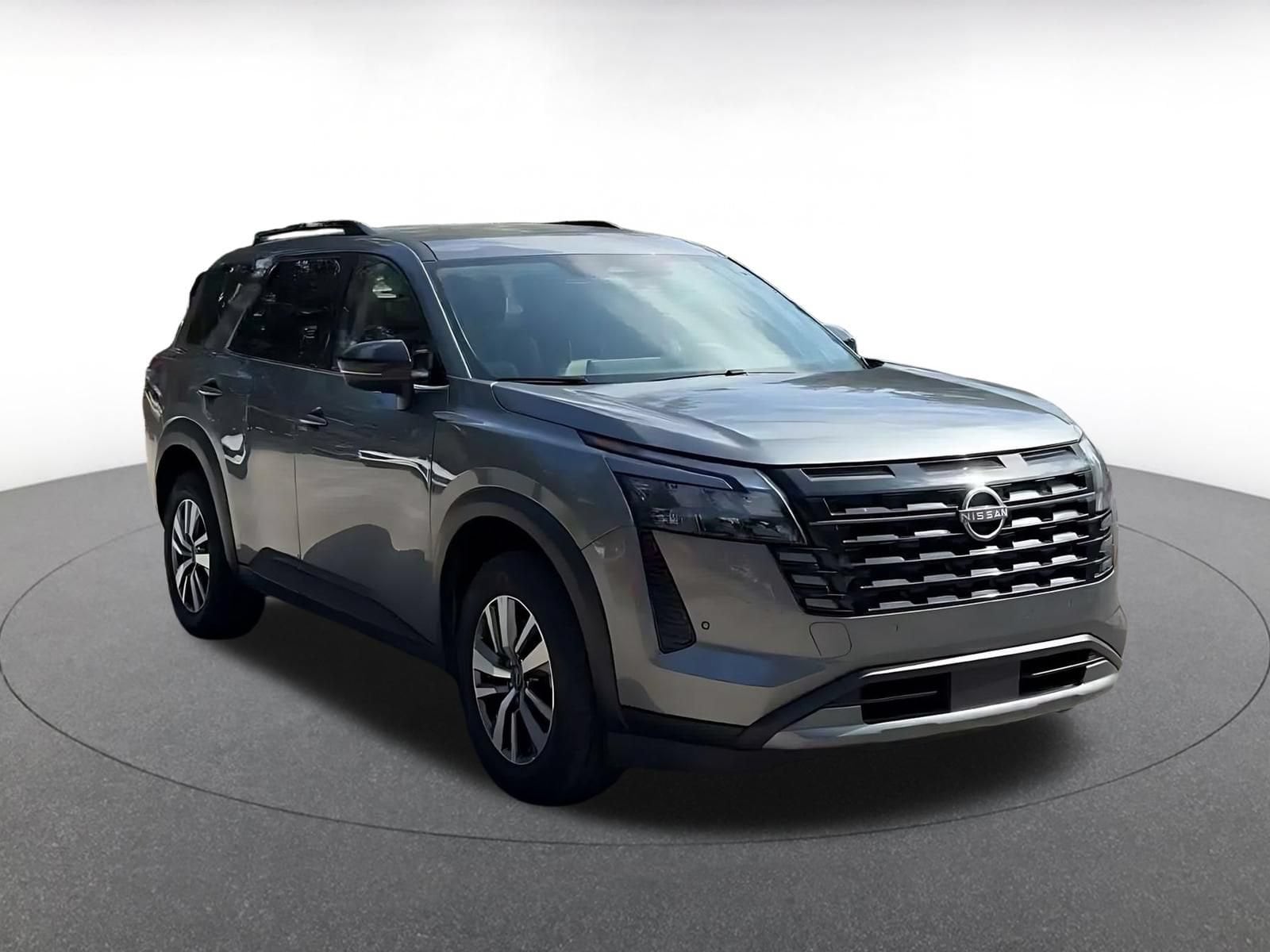 Thumbnail: 2026 Nissan Pathfinder - 3