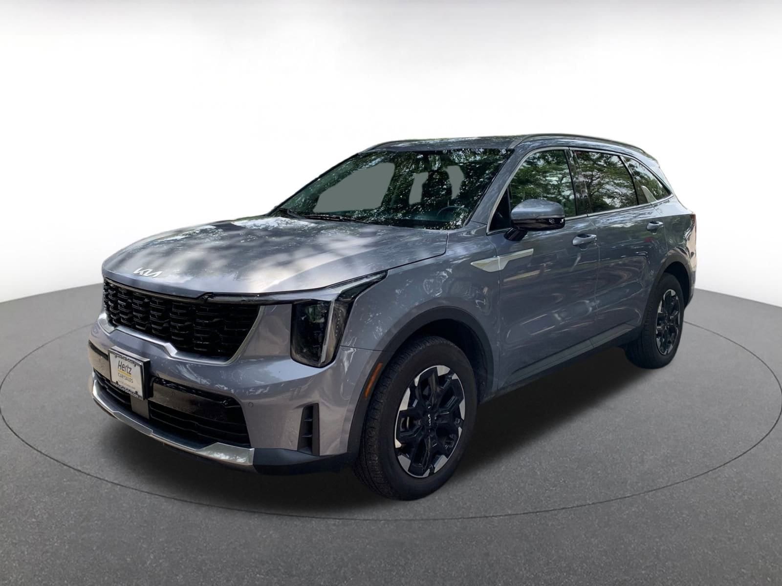 Thumbnail: 2024 Kia Sorento - 3