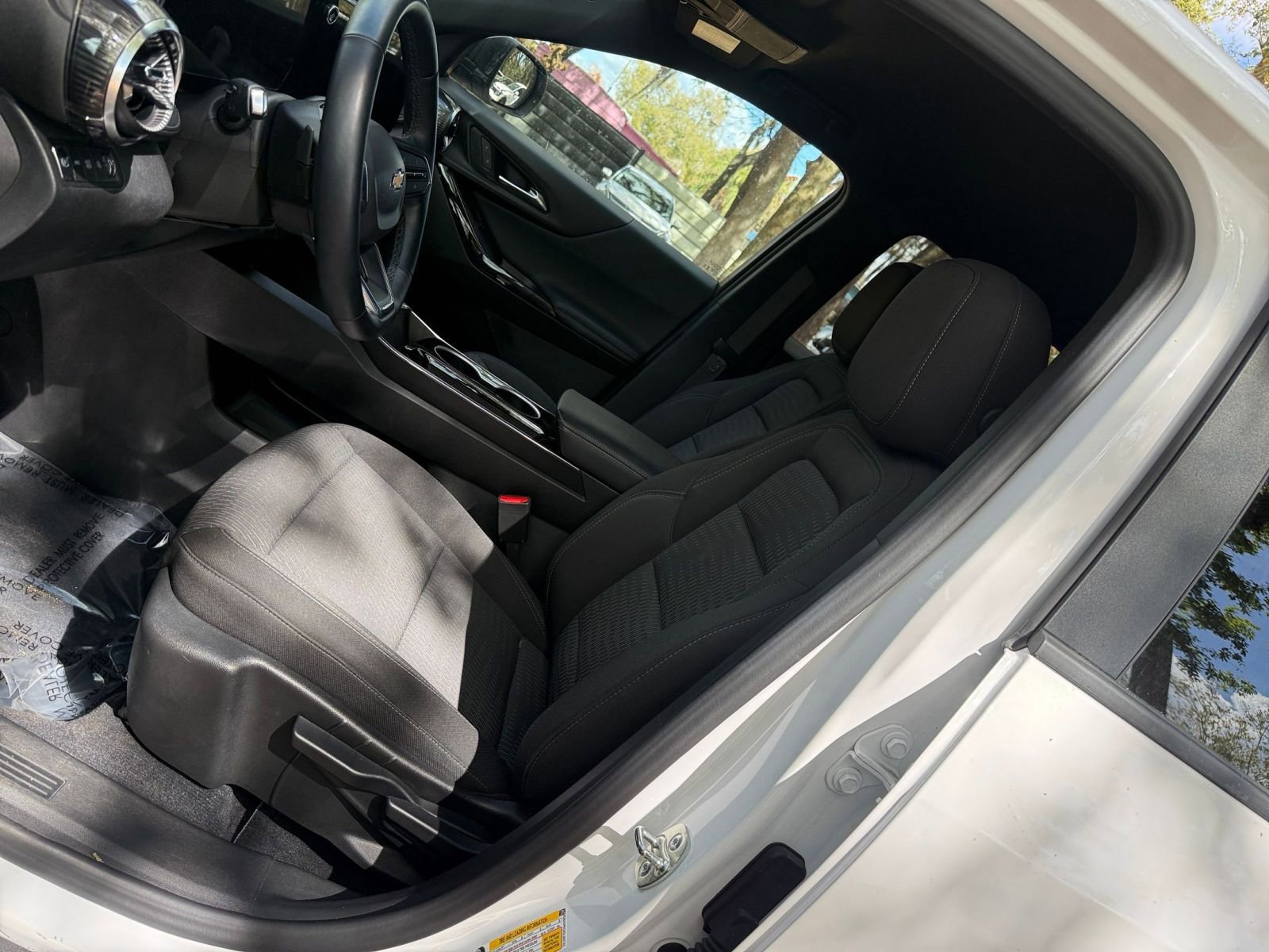 Thumbnail: 2025 Chevrolet Equinox - 23