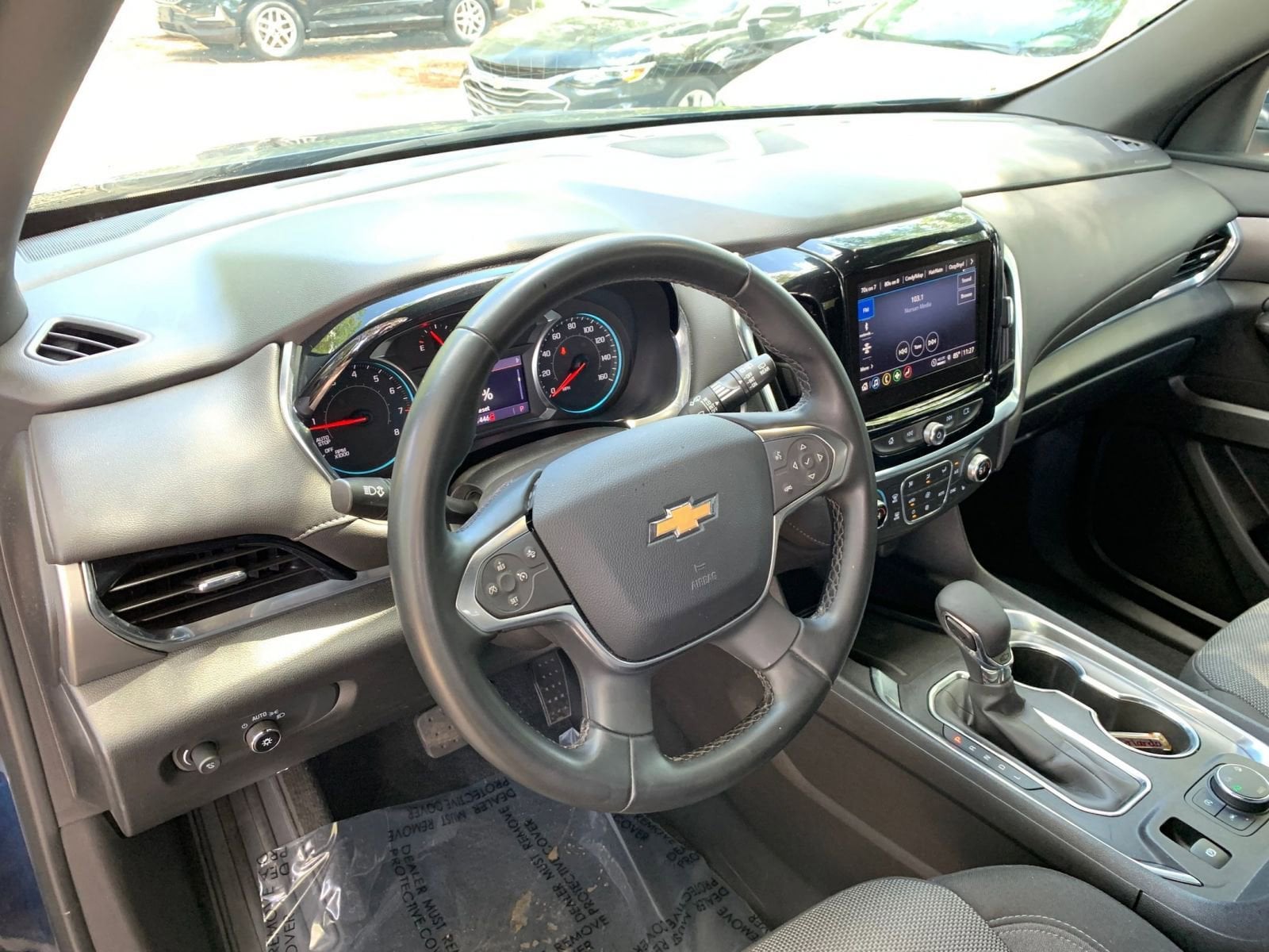 Thumbnail: 2023 Chevrolet Traverse - 29