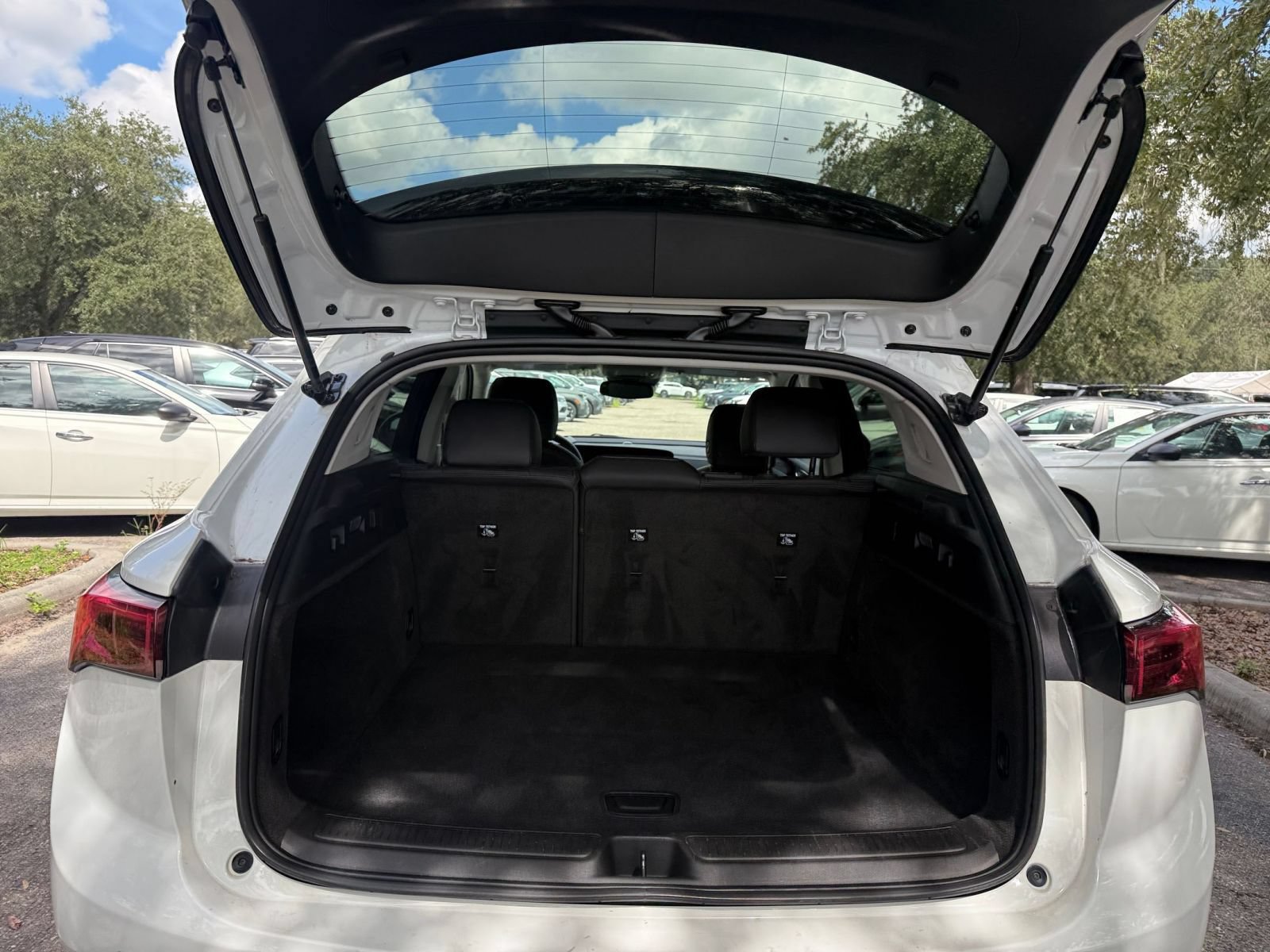 Thumbnail: 2024 Buick Envision - 25