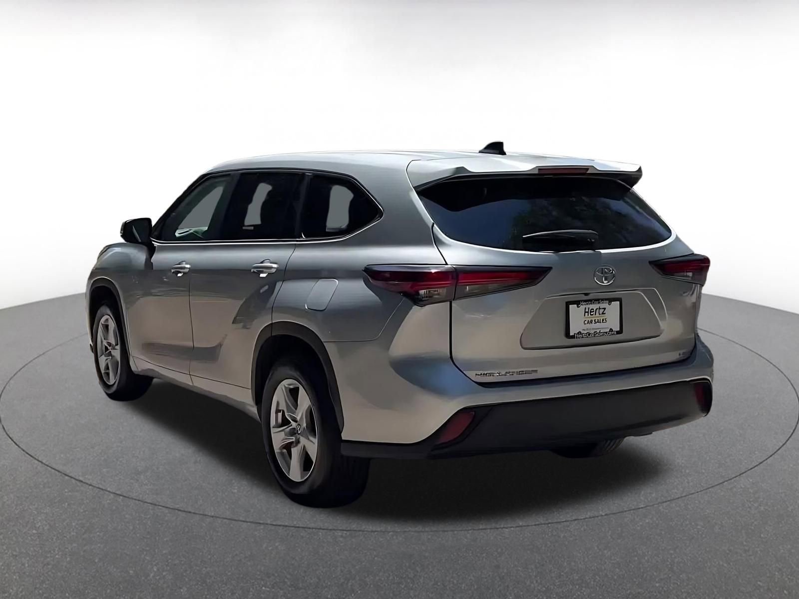 Thumbnail: 2025 Toyota Highlander - 11