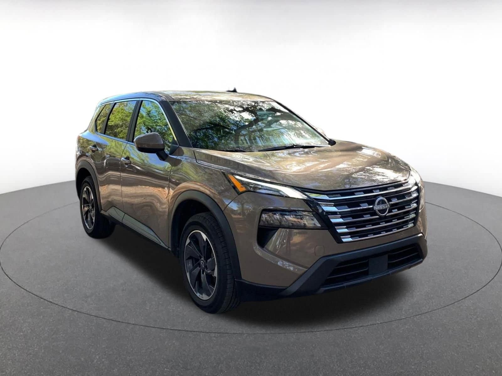 Thumbnail: 2025 Nissan Rogue - 1