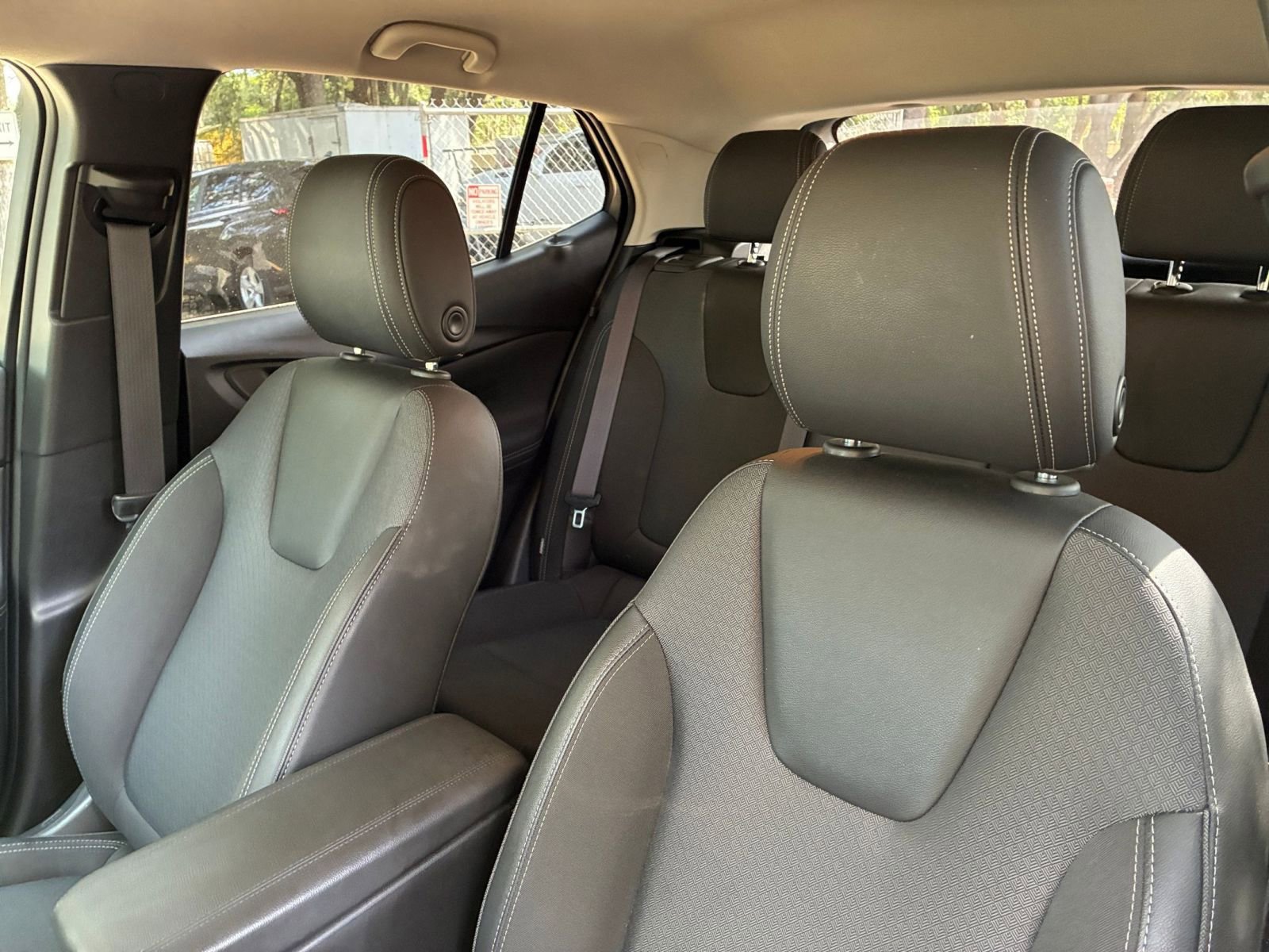 Thumbnail: 2025 Buick Encore GX - 35