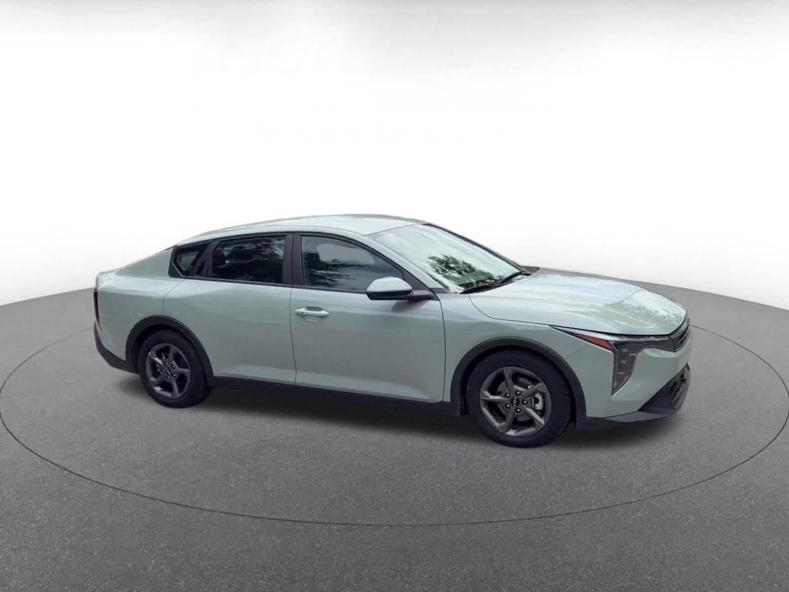 Thumbnail: 2025 Kia K4 - 2