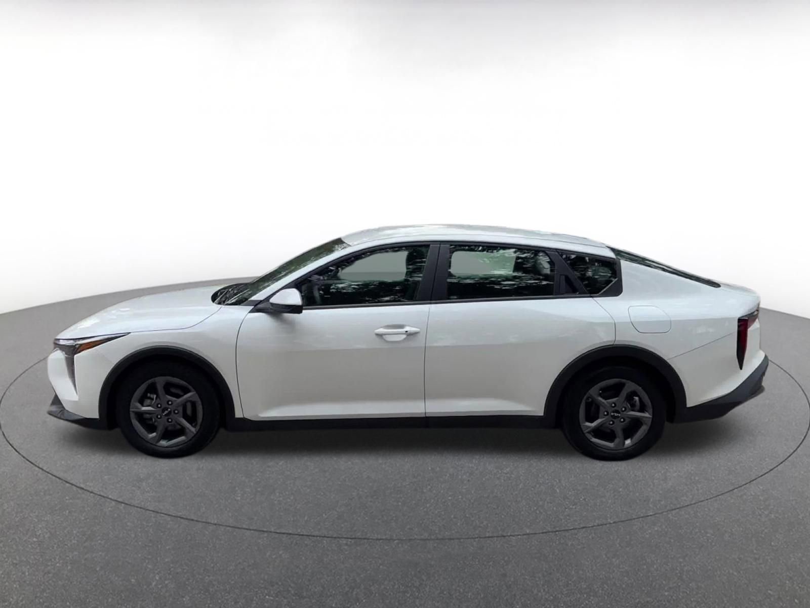 Thumbnail: 2025 Kia K4 - 9