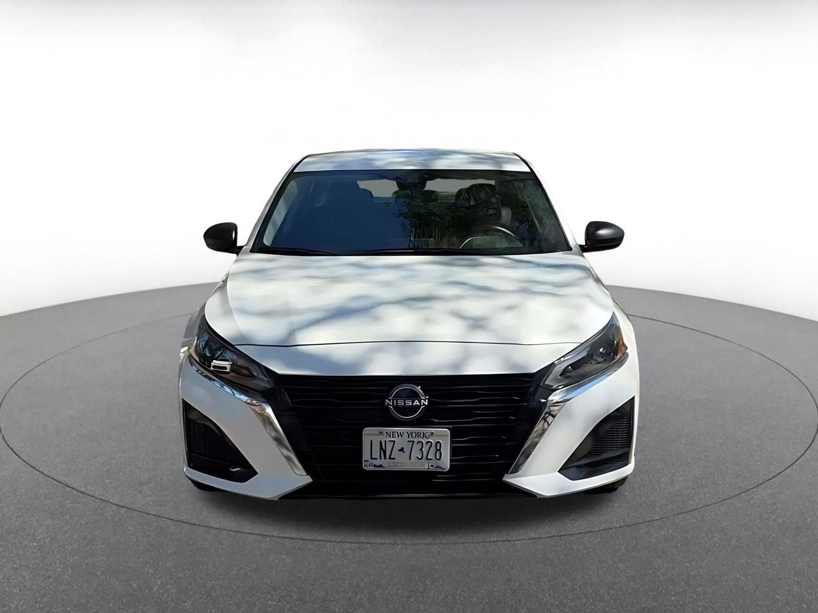 Thumbnail: 2025 Nissan Altima - 4