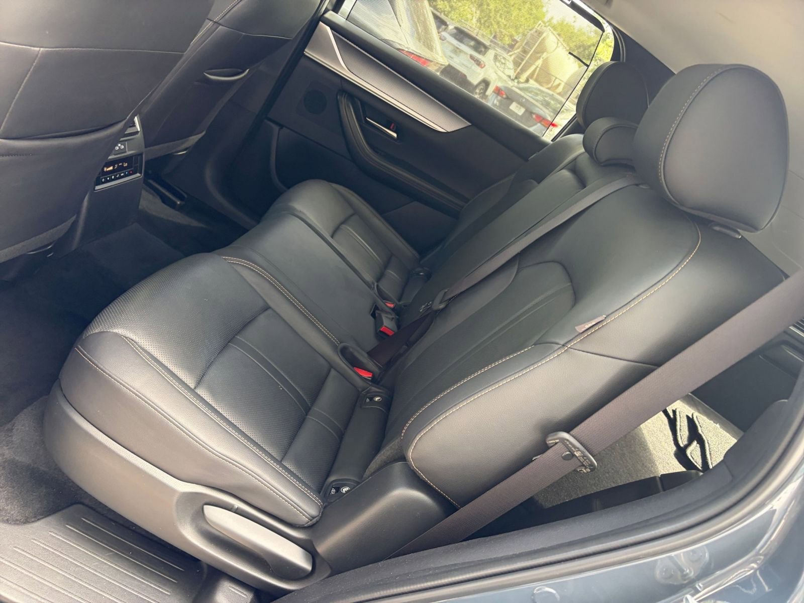 Thumbnail: 2025 Mazda CX-70 - 28