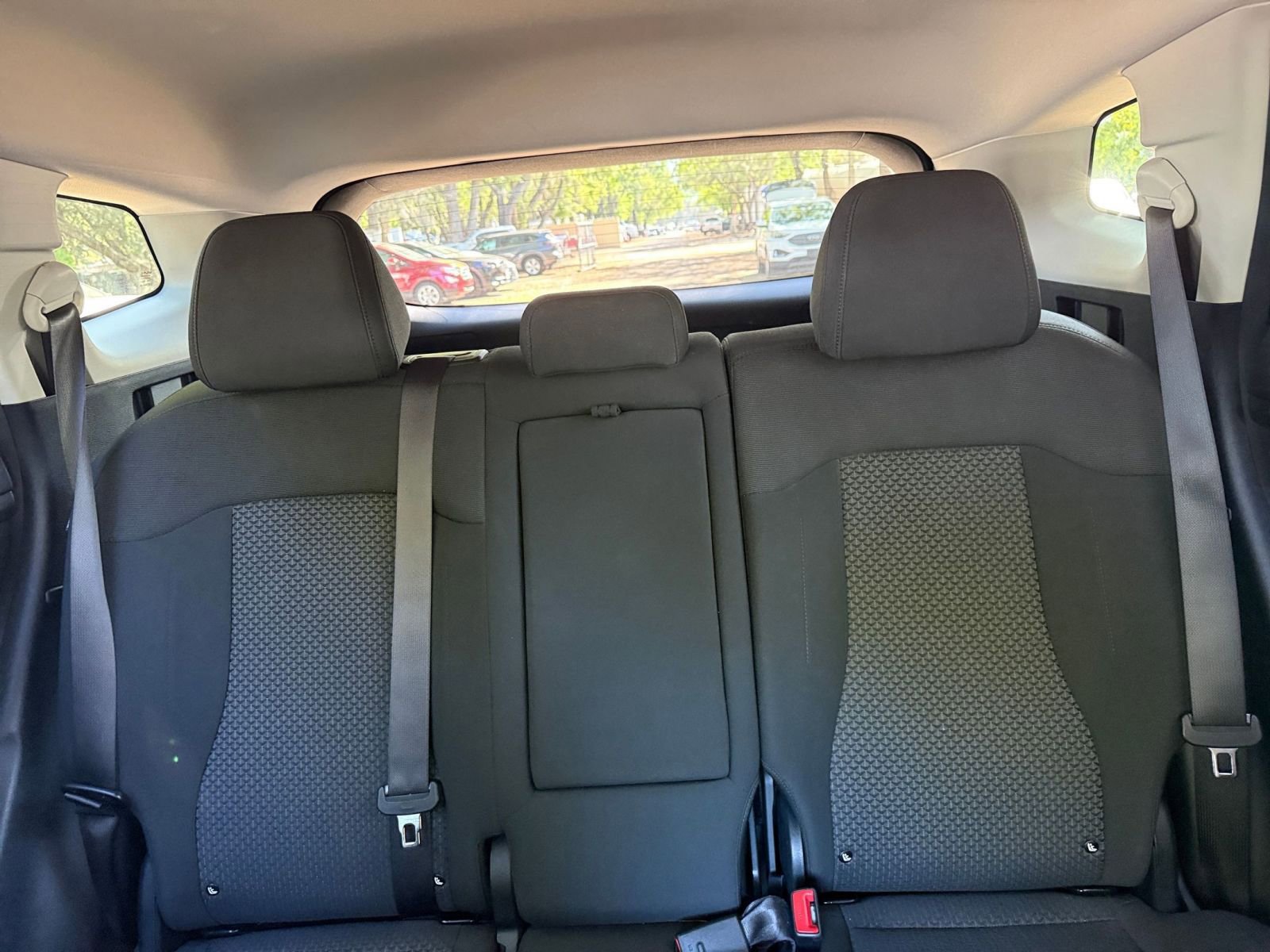 Thumbnail: 2025 Kia Sportage - 34