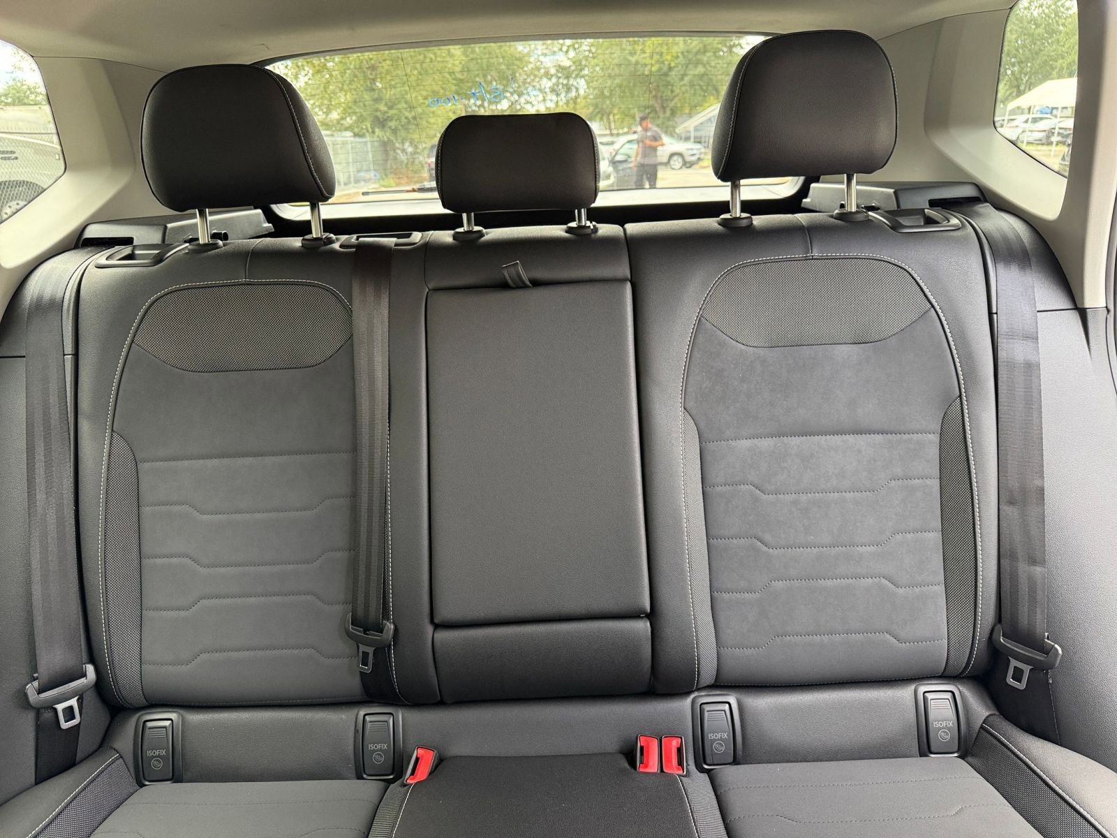 Thumbnail: 2025 Volkswagen Taos - 32