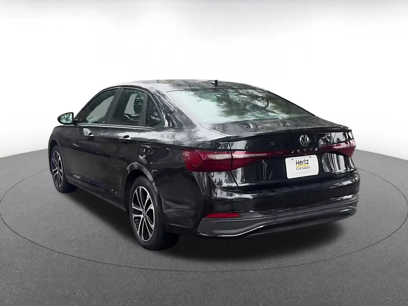 Thumbnail: 2025 Volkswagen Jetta - 11