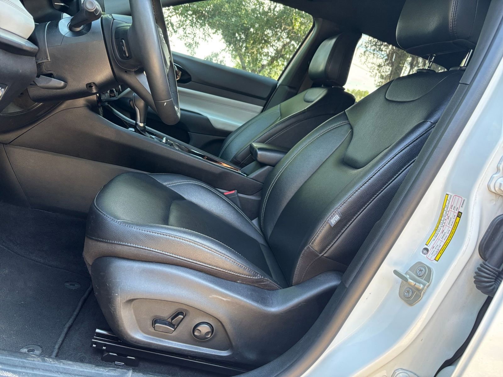 Thumbnail: 2025 Jeep Compass - 27