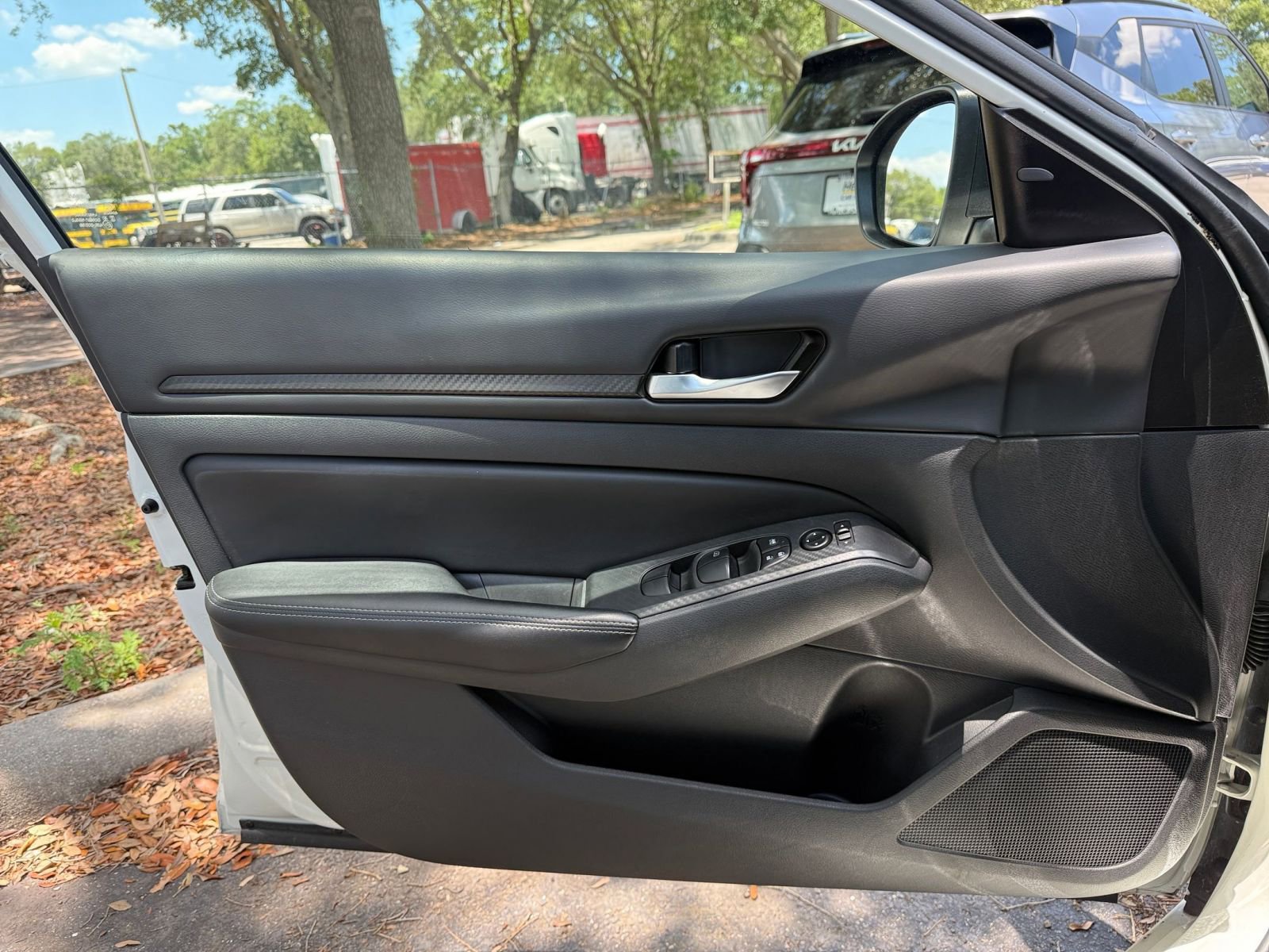 Thumbnail: 2025 Nissan Altima - 20