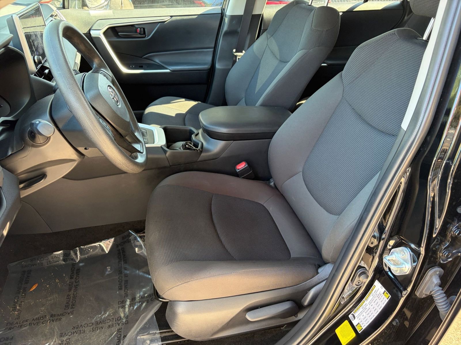 Thumbnail: 2025 Toyota RAV4 - 21