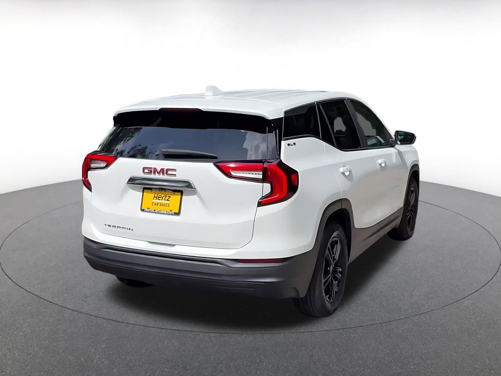 Thumbnail: 2024 GMC Terrain - 14