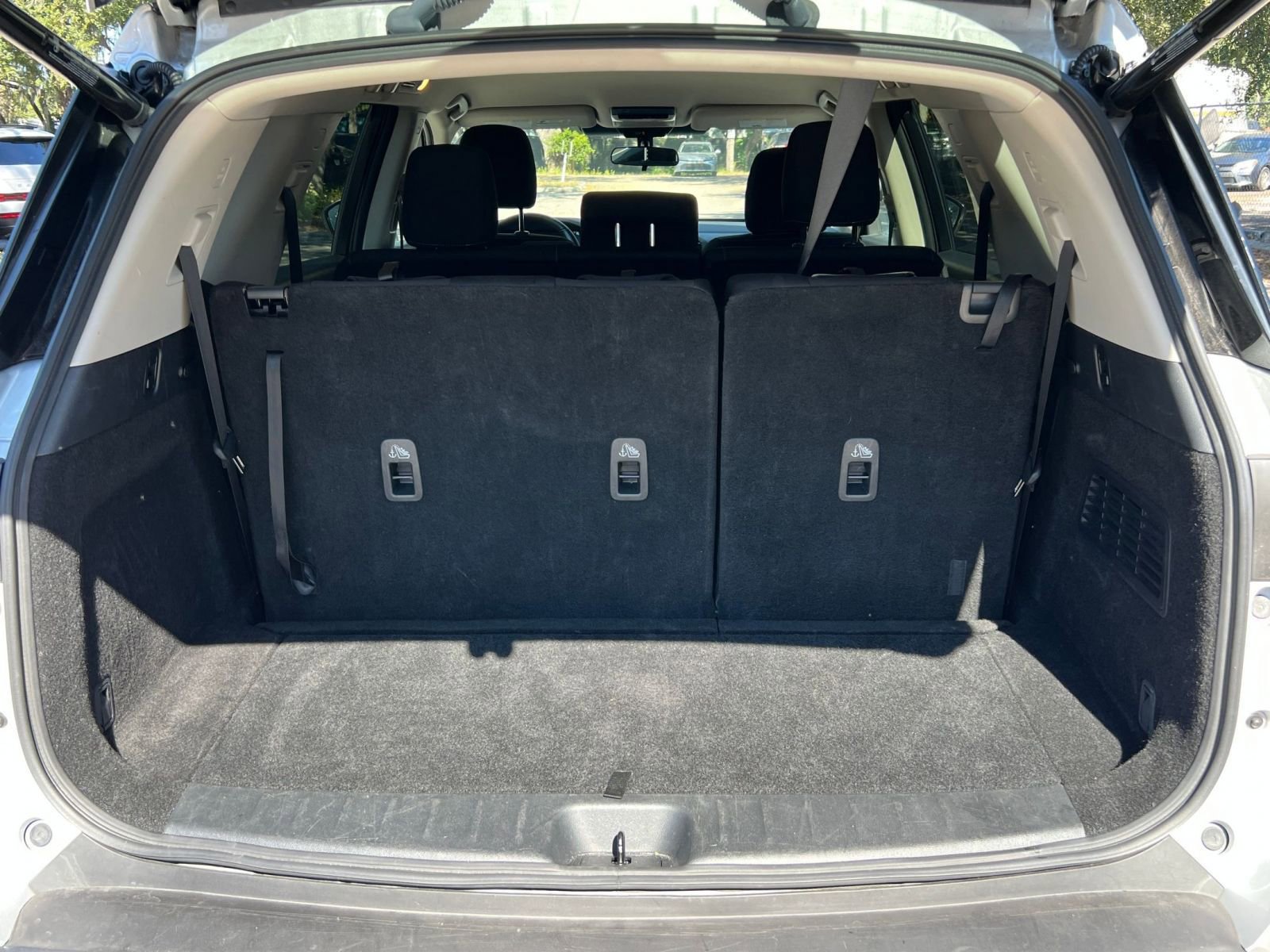 Thumbnail: 2025 Nissan Pathfinder - 24