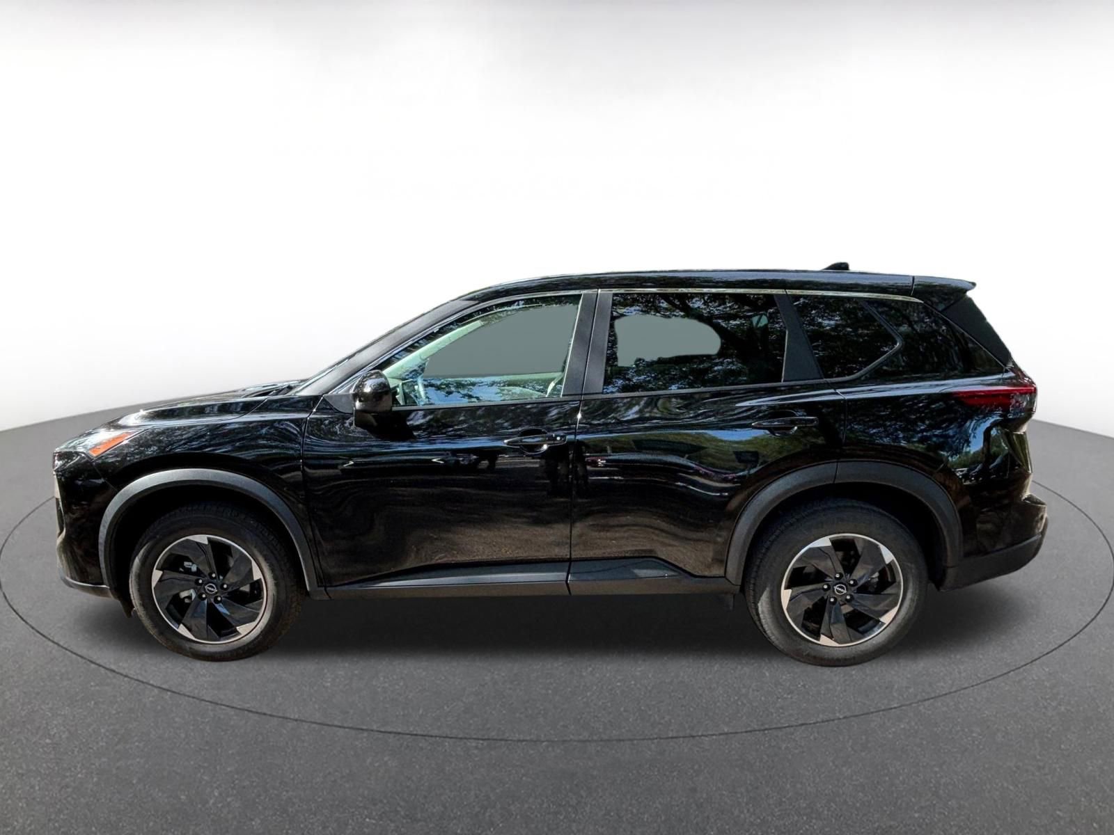 Thumbnail: 2025 Nissan Rogue - 4
