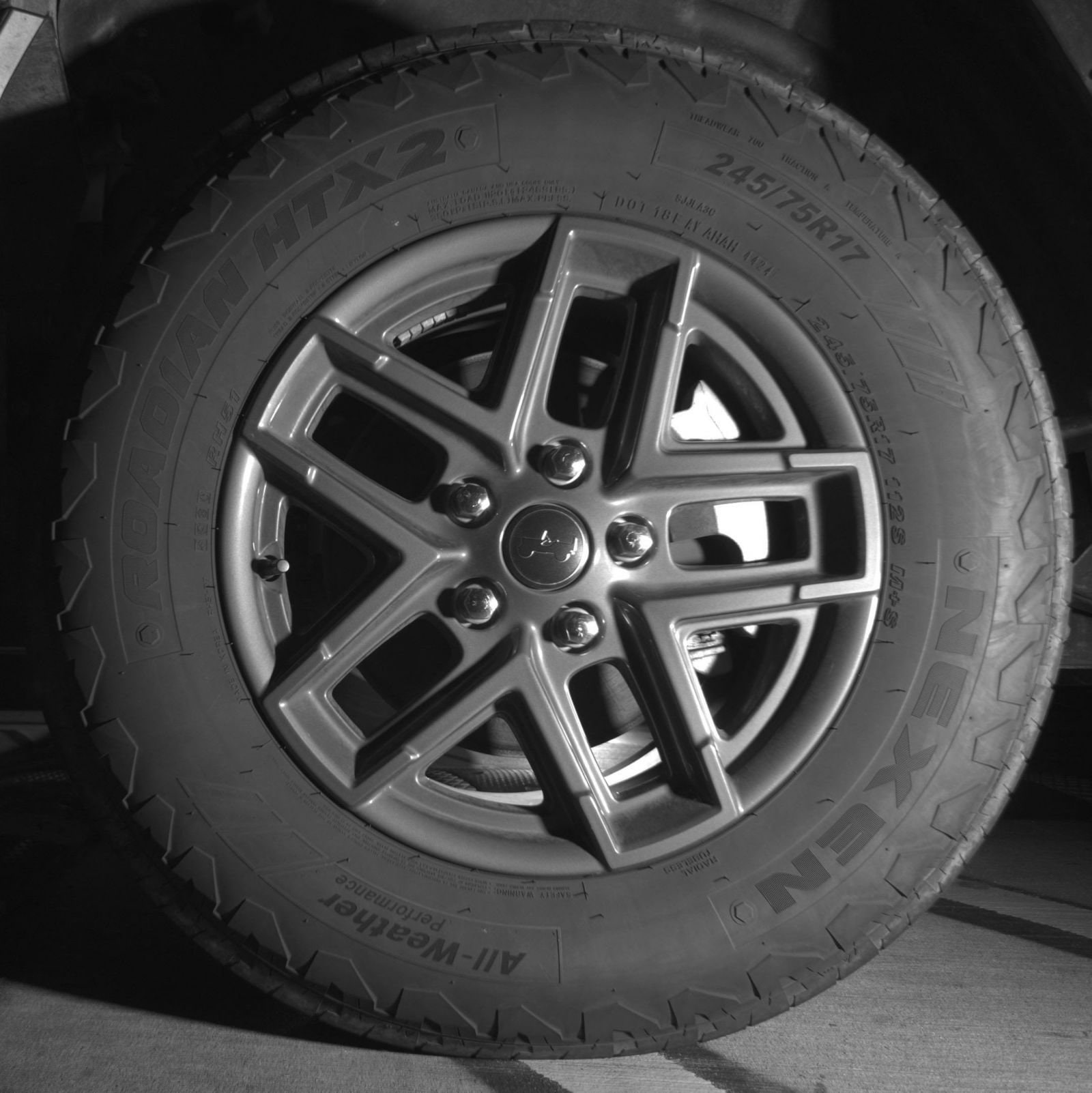 Thumbnail: 2025 Jeep Wrangler - 15
