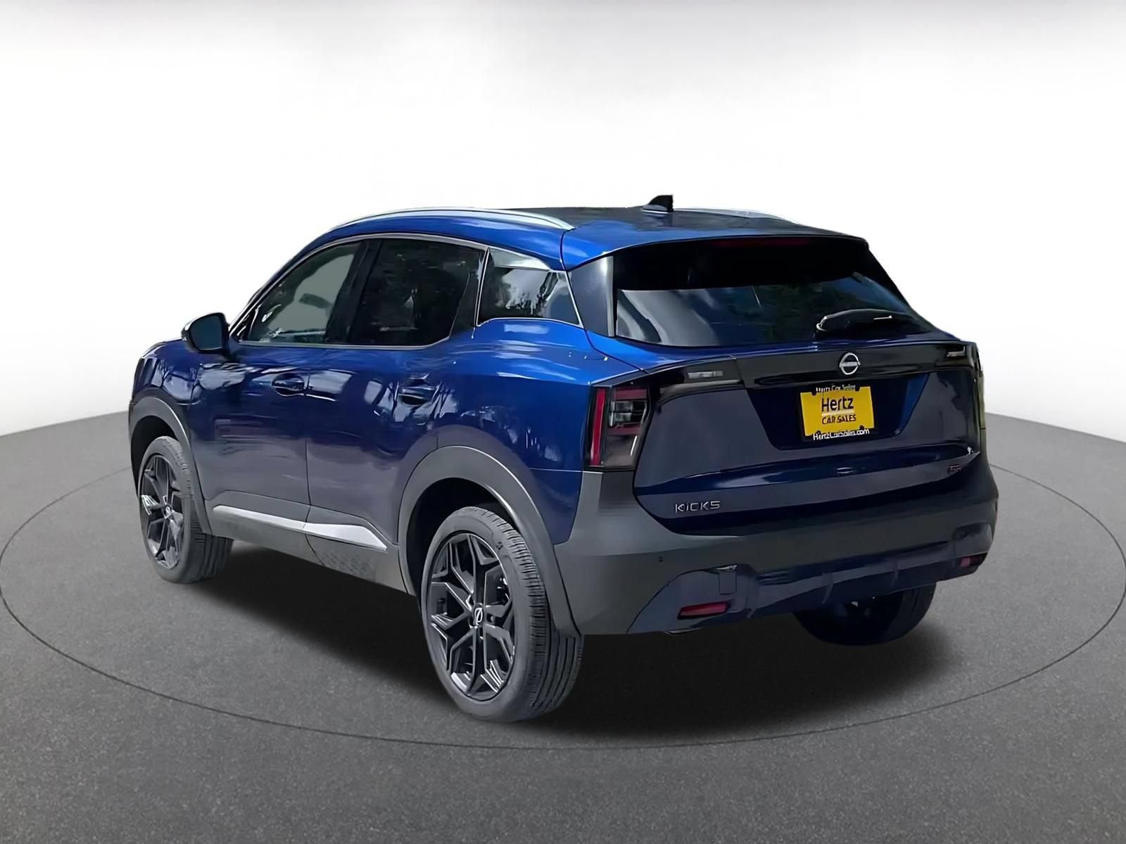 Thumbnail: 2026 Nissan Kicks - 10