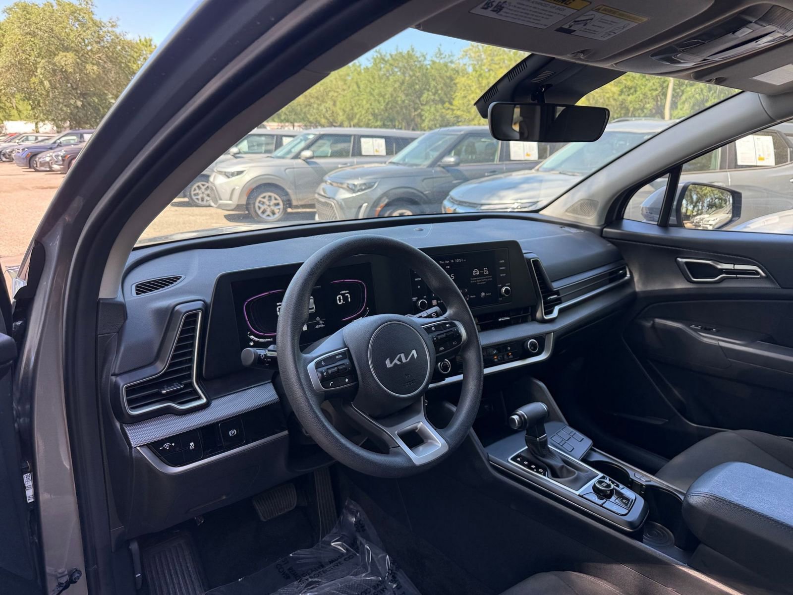 Thumbnail: 2025 Kia Sportage - 31