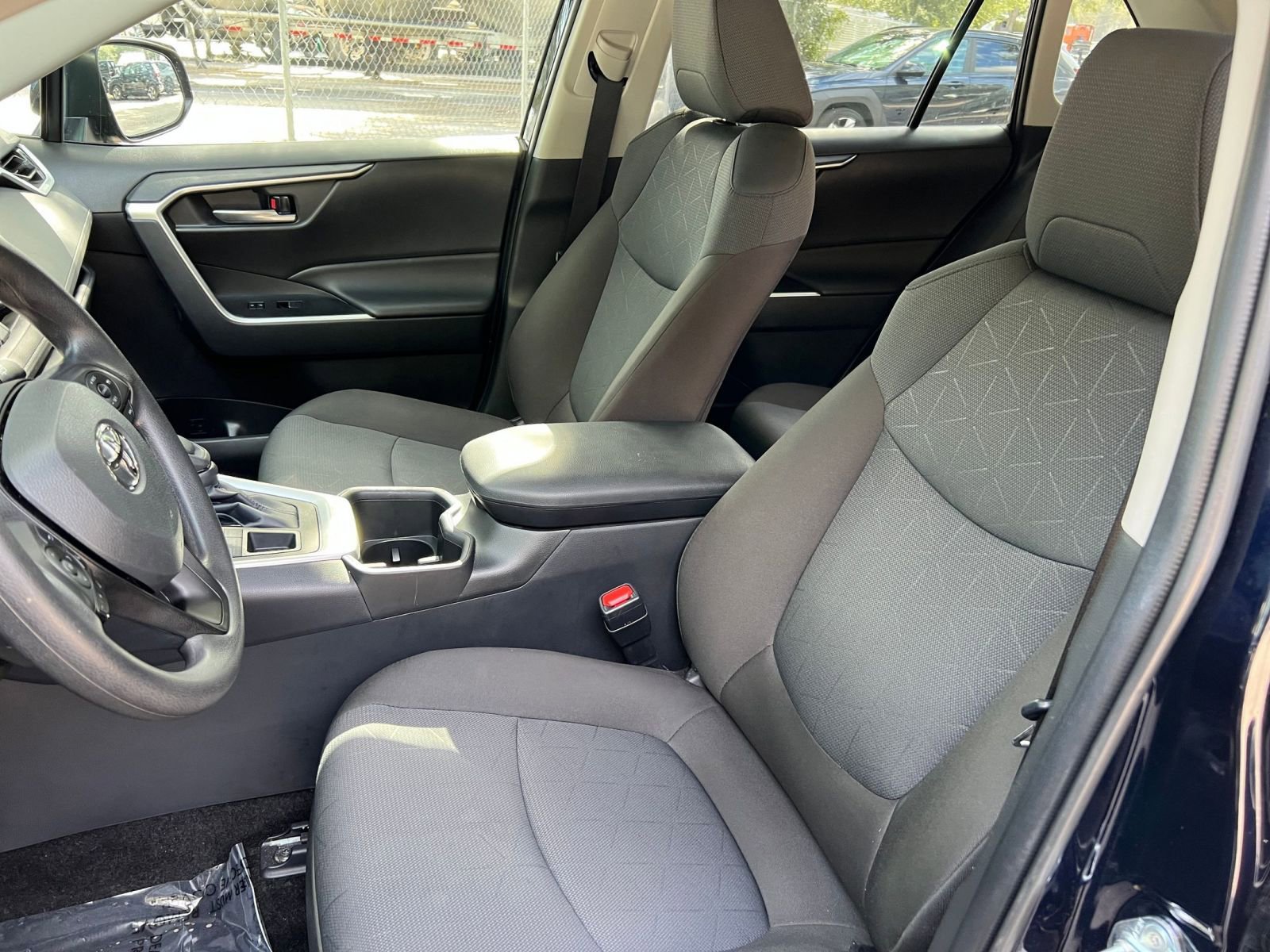 Thumbnail: 2025 Toyota RAV4 - 30