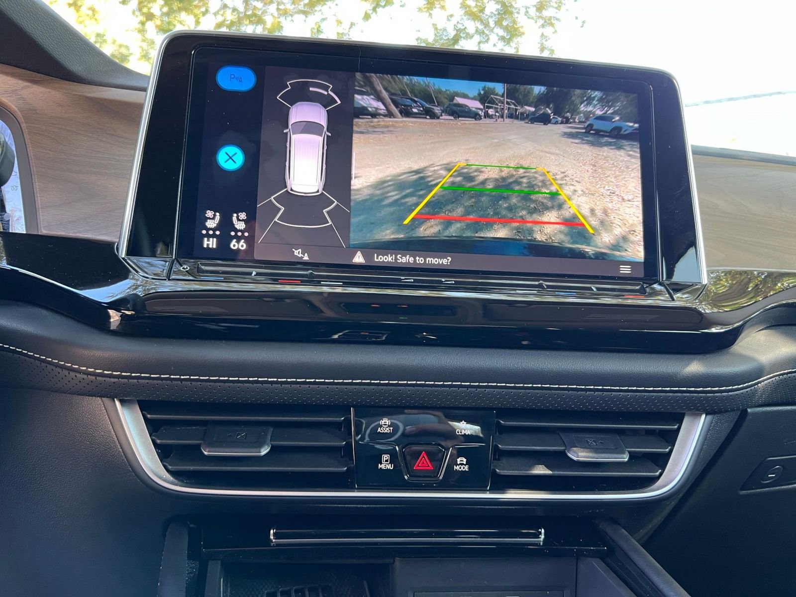 Thumbnail: 2025 Volkswagen Atlas - 17