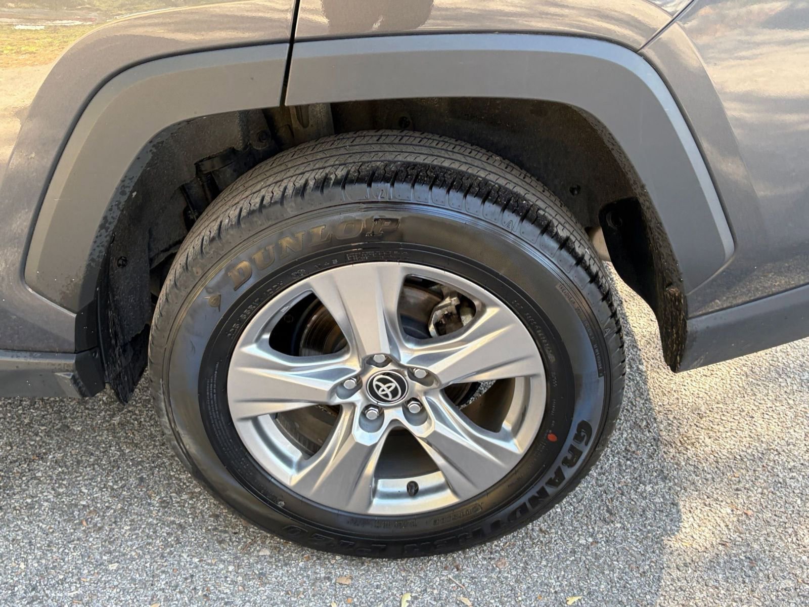 Thumbnail: 2025 Toyota RAV4 - 28