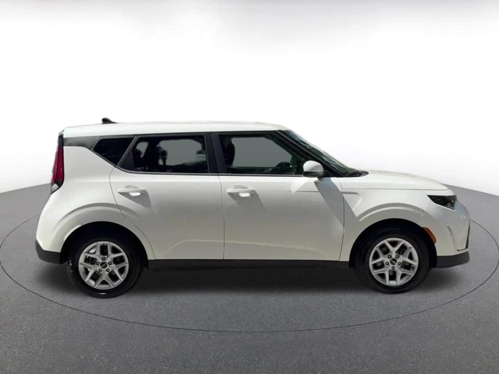 Thumbnail: 2025 Kia Soul - 16