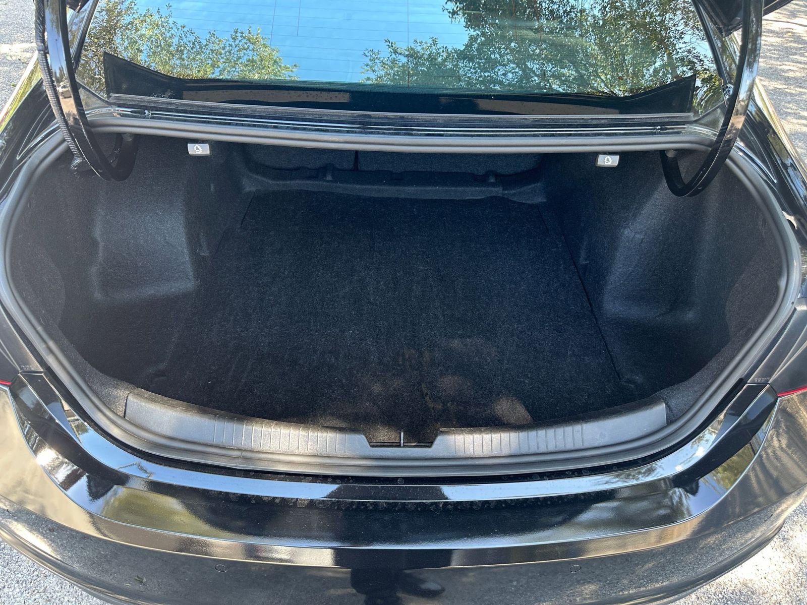 Thumbnail: 2024 Chevrolet Malibu - 24