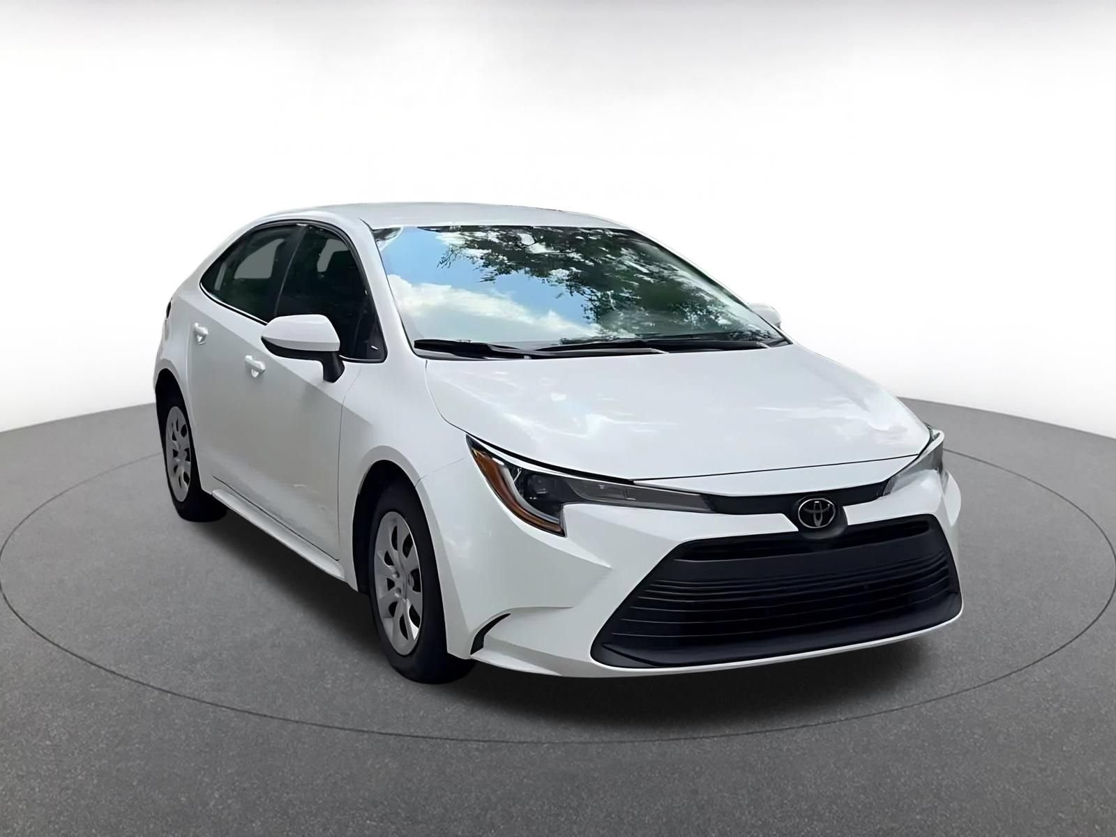 Thumbnail: 2025 Toyota Corolla - 3