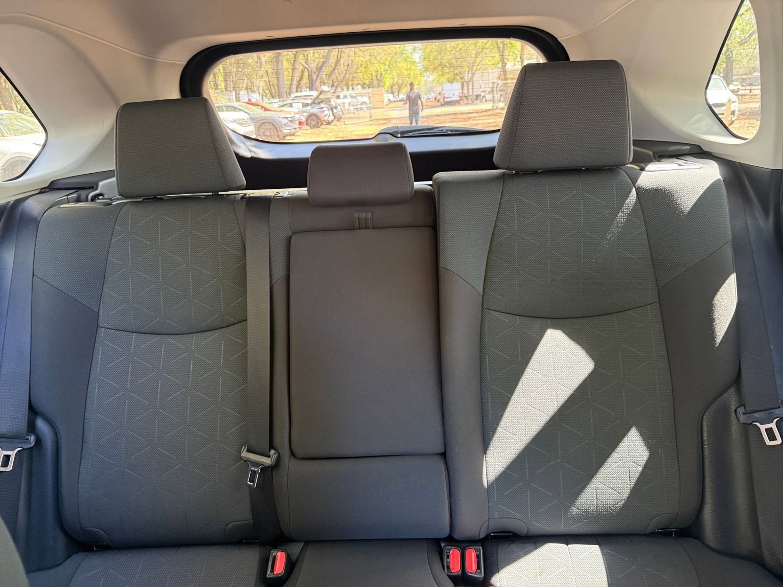 Thumbnail: 2025 Toyota RAV4 - 34