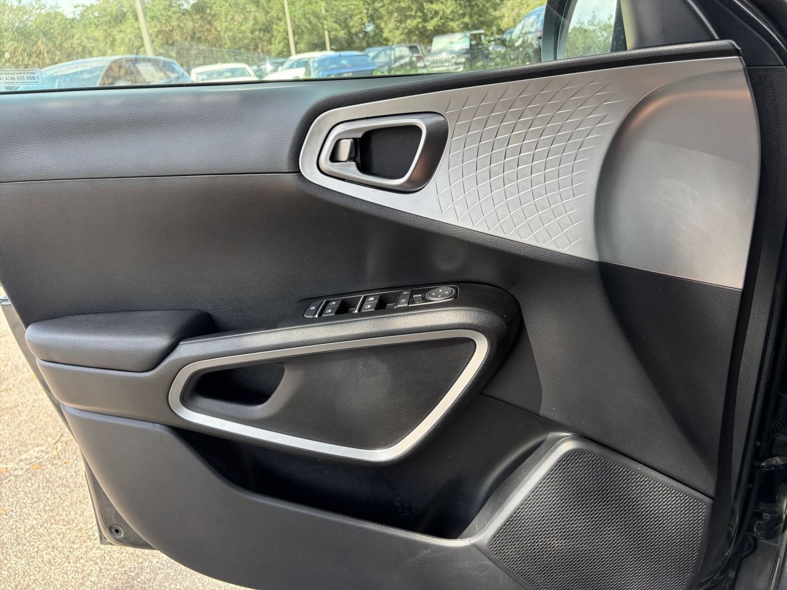 Thumbnail: 2025 Kia Soul - 18