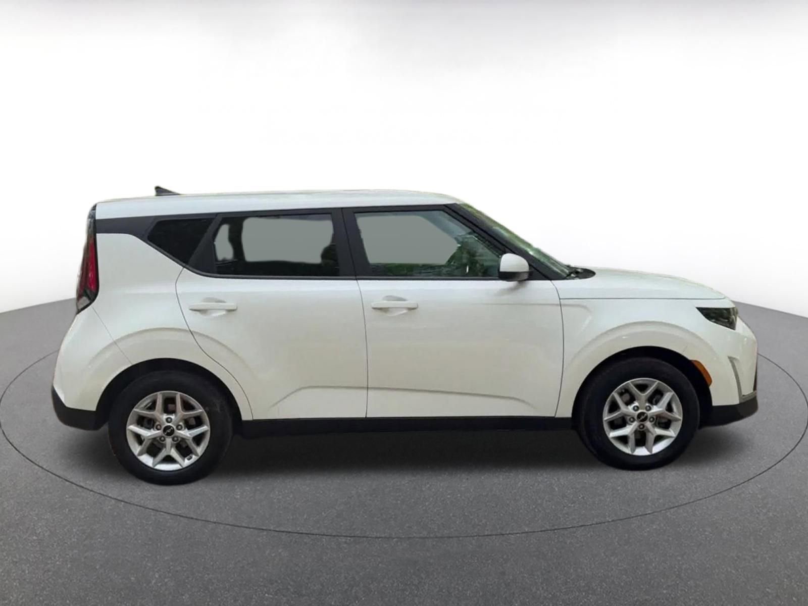 Thumbnail: 2025 Kia Soul - 17