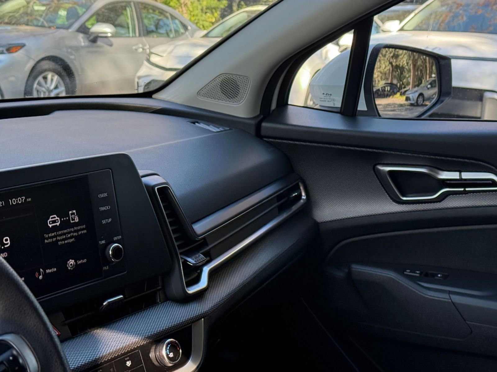 Thumbnail: 2025 Kia Sportage - 30