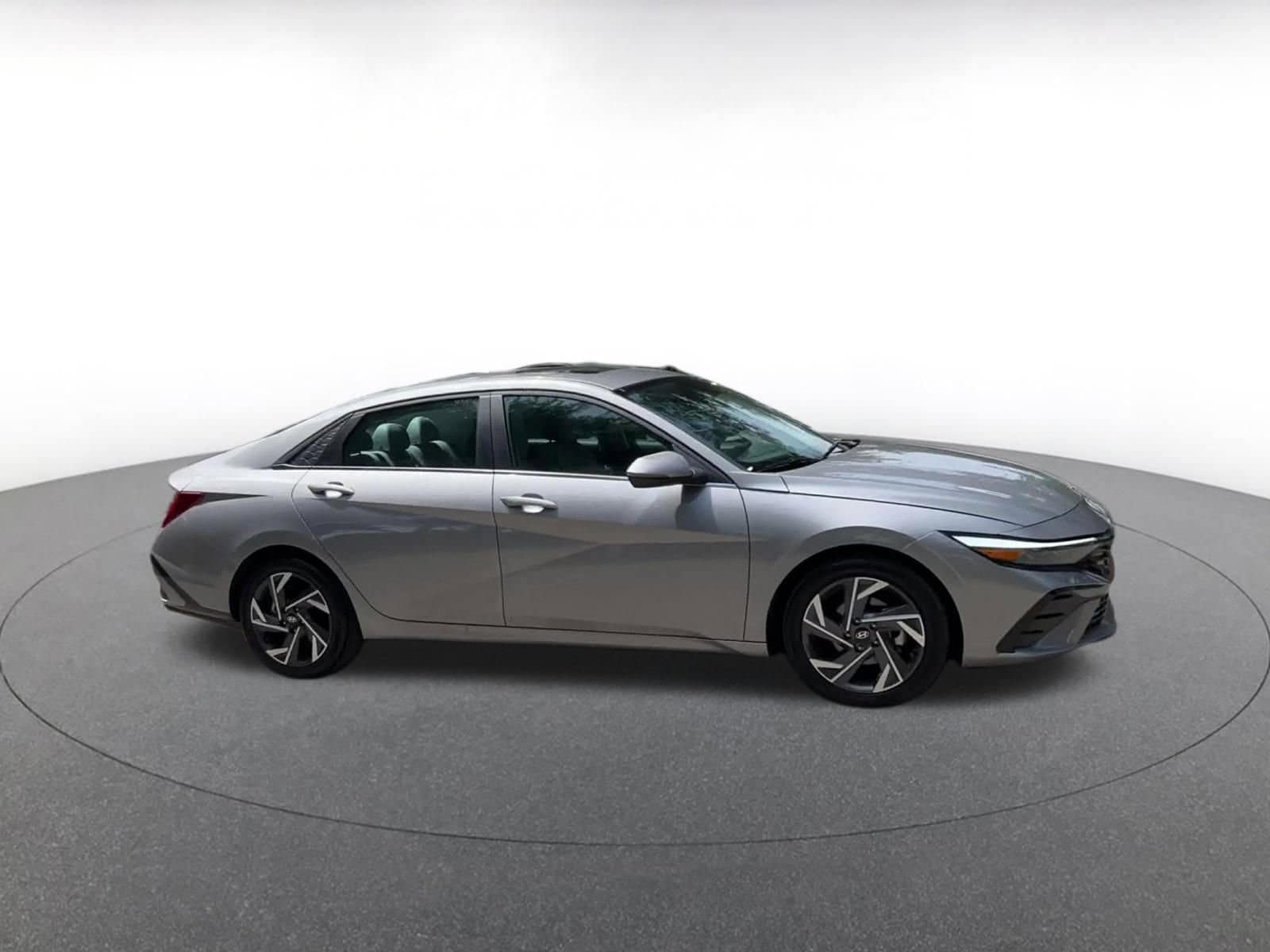 Thumbnail: 2025 Hyundai Elantra - 2