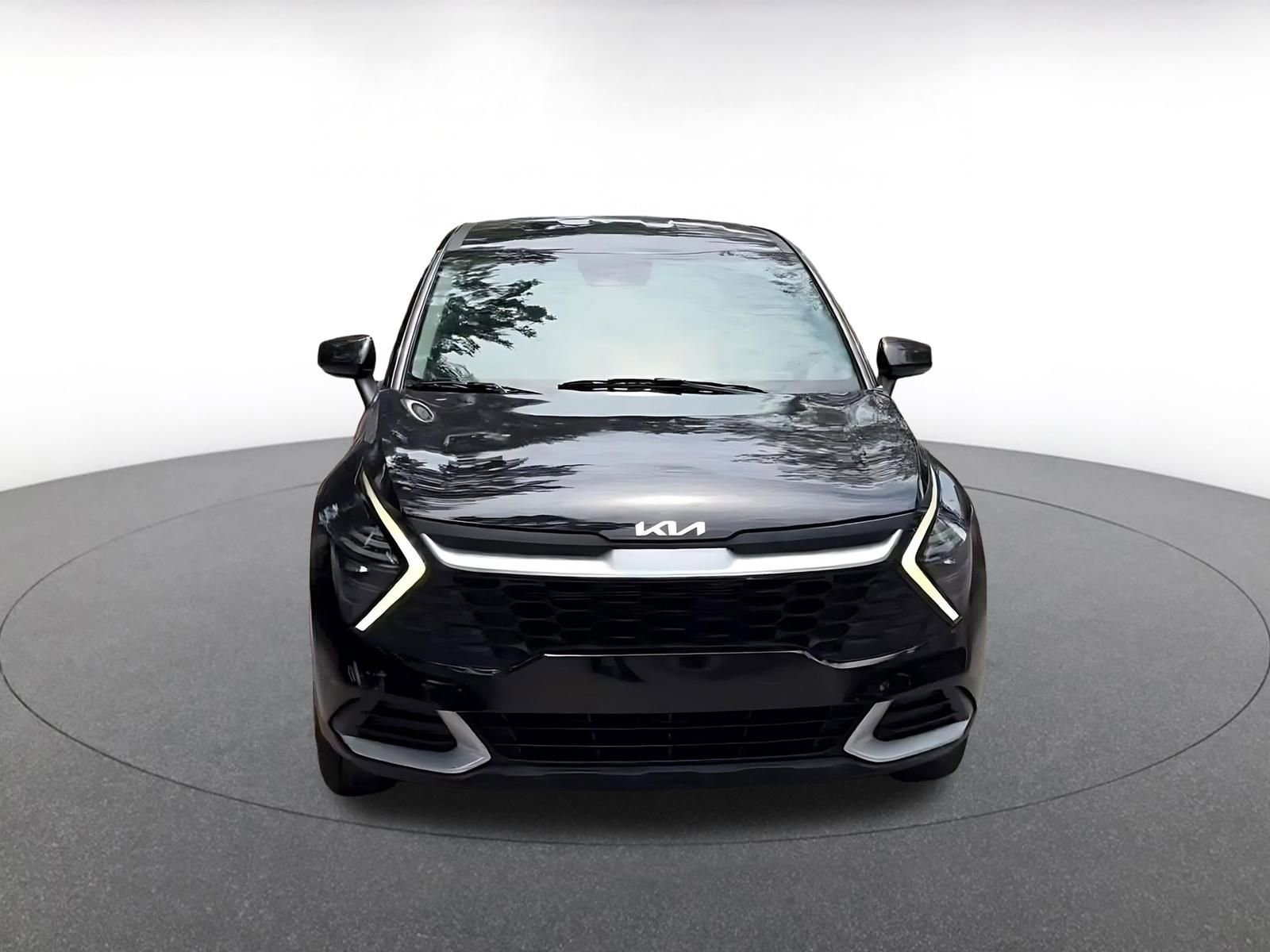 Thumbnail: 2025 Kia Sportage - 4