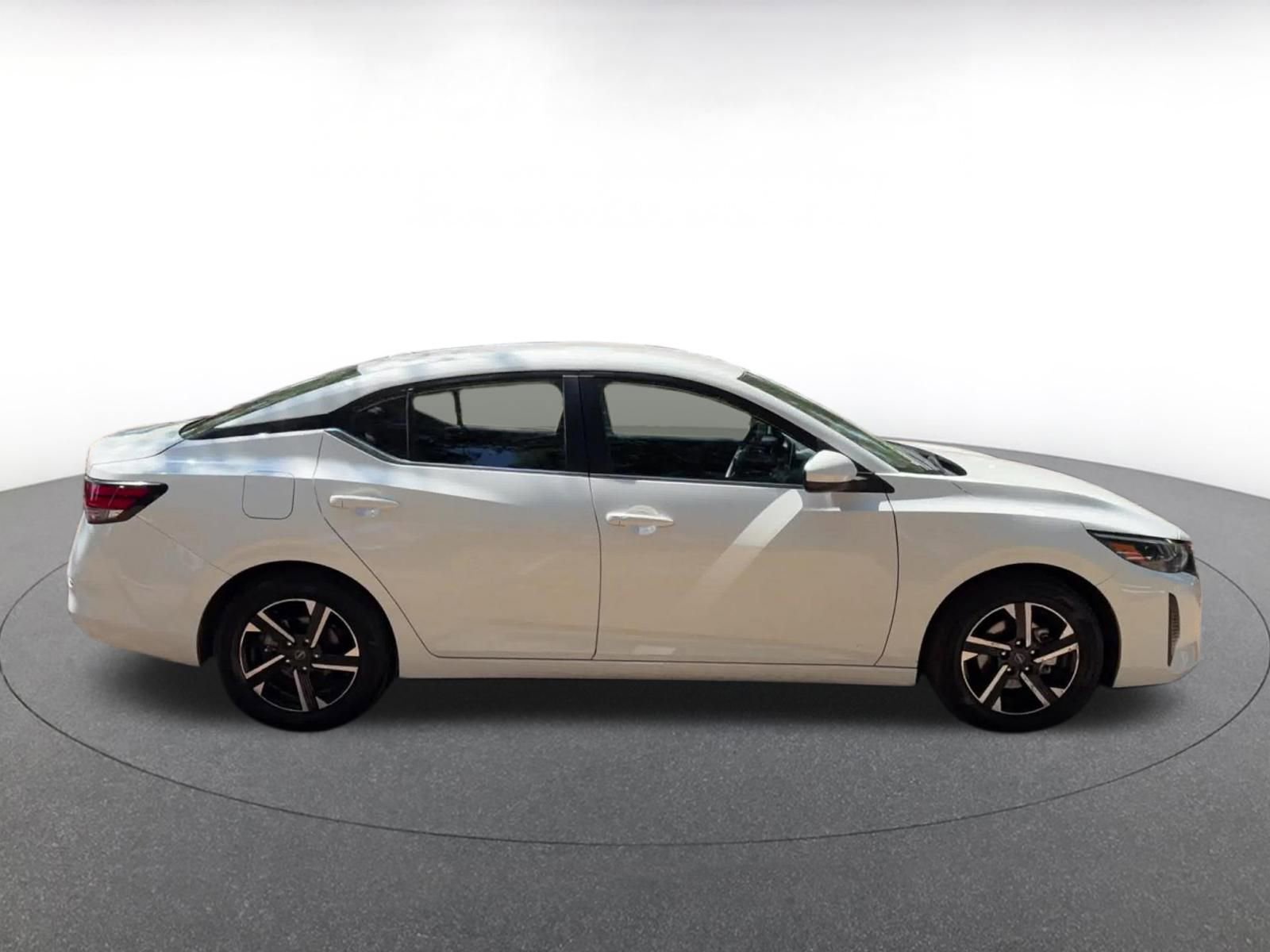 Thumbnail: 2025 Nissan Sentra - 16