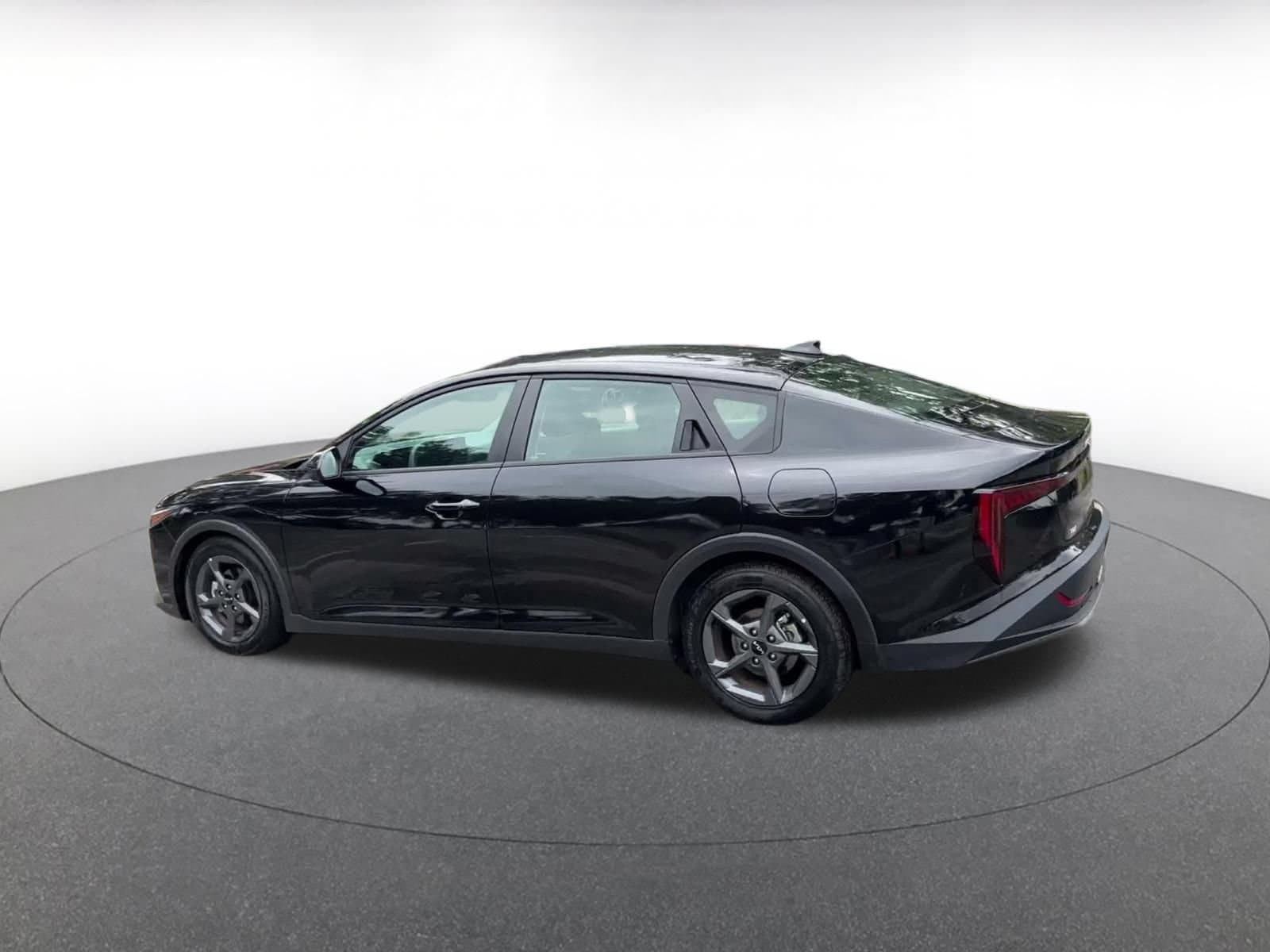 Thumbnail: 2025 Kia K4 - 9