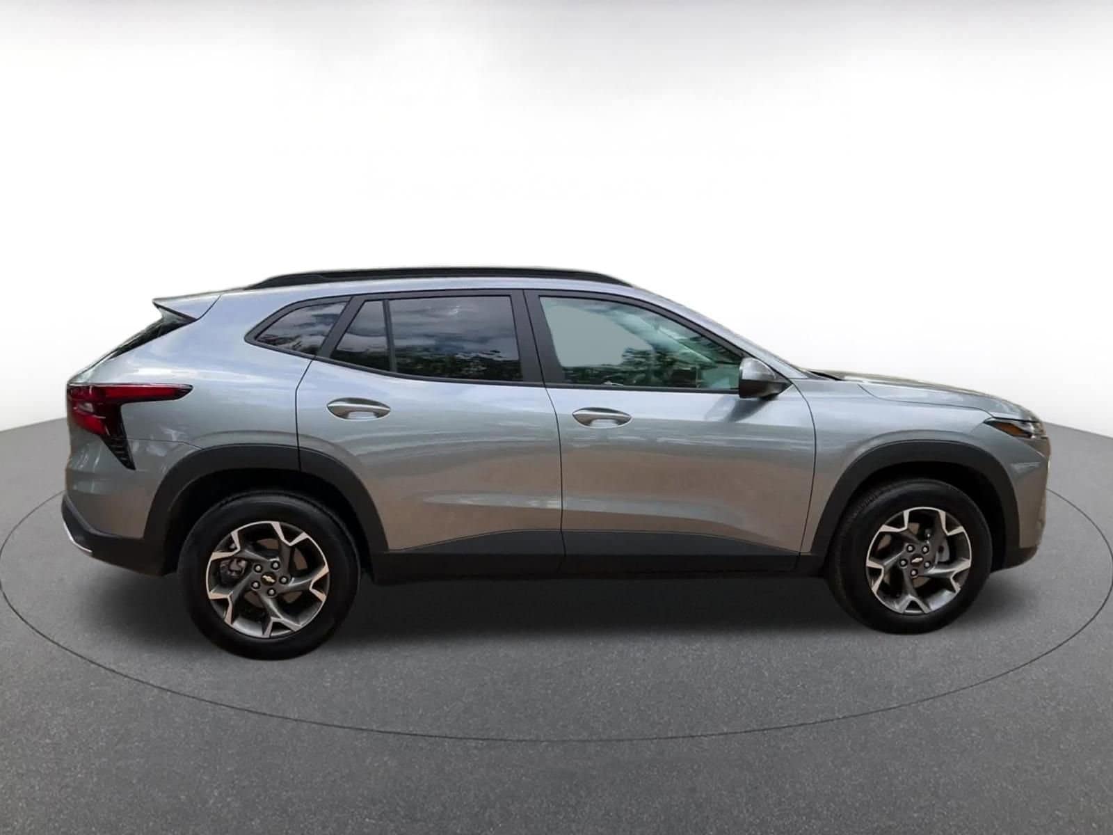 Thumbnail: 2025 Chevrolet Trax - 16