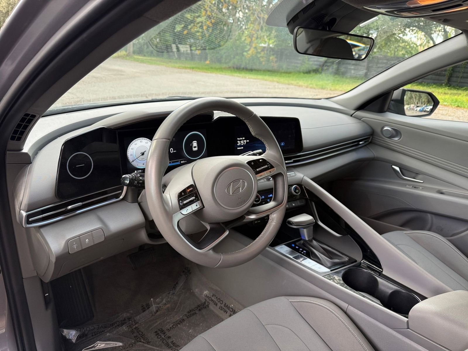 Thumbnail: 2025 Hyundai Elantra - 28